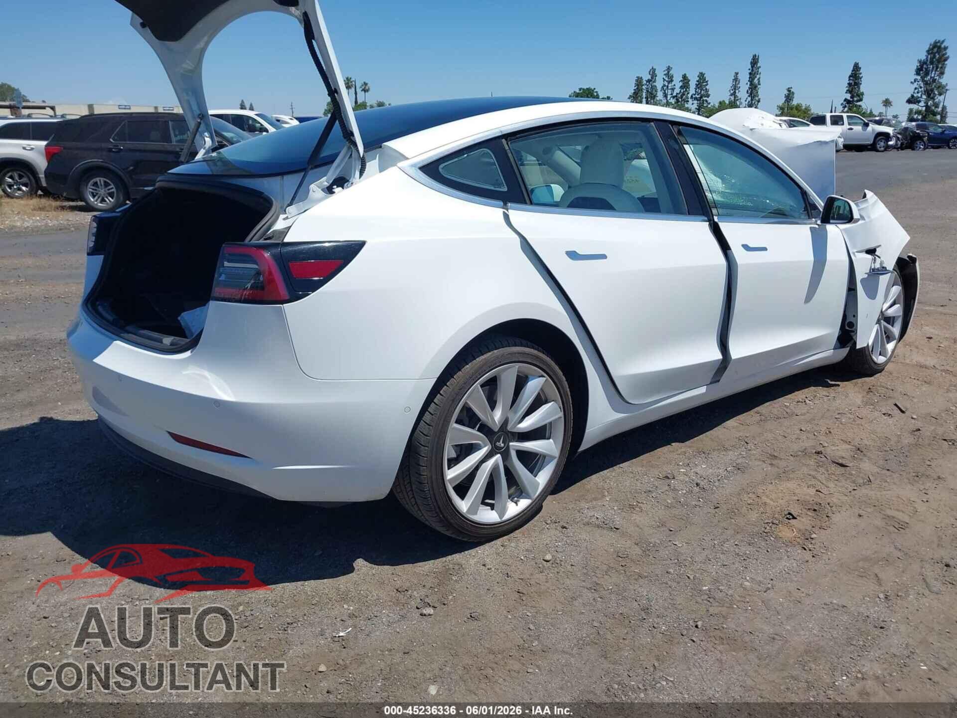 TESLA MODEL 3 2018 - 5YJ3E1EA5JF169701