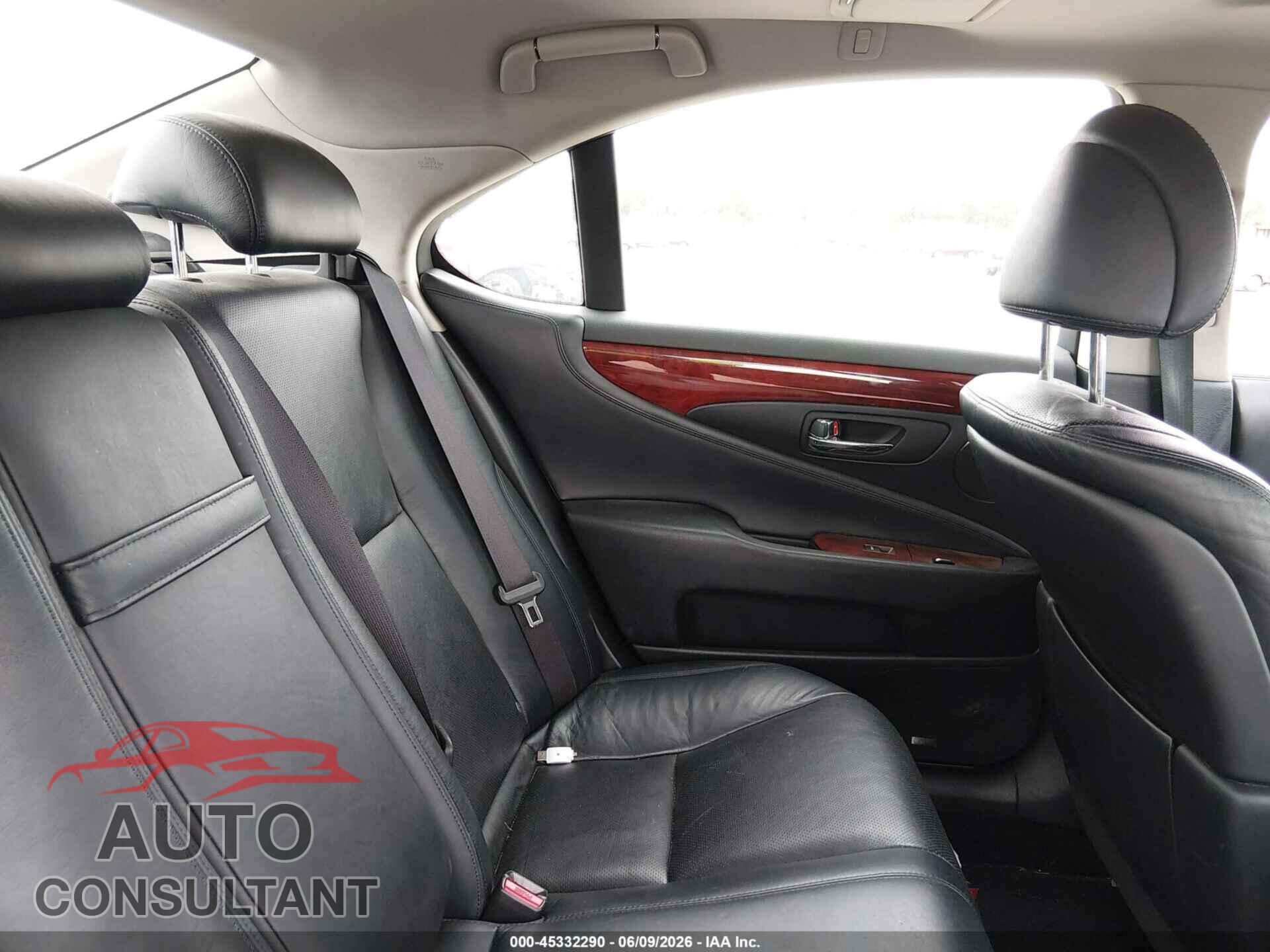LEXUS LS 460 2012 - JTHCL5EF5C5015131