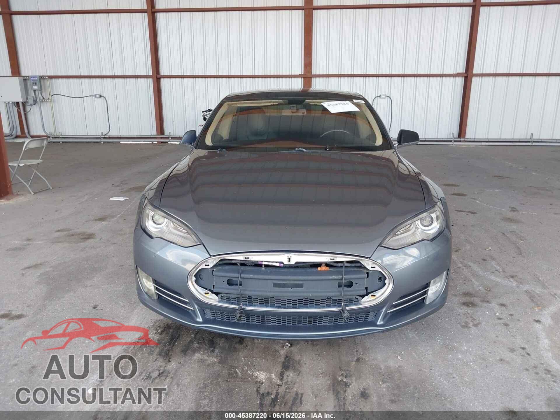 TESLA MODEL S 2013 - 5YJSA1CP8DFP26068