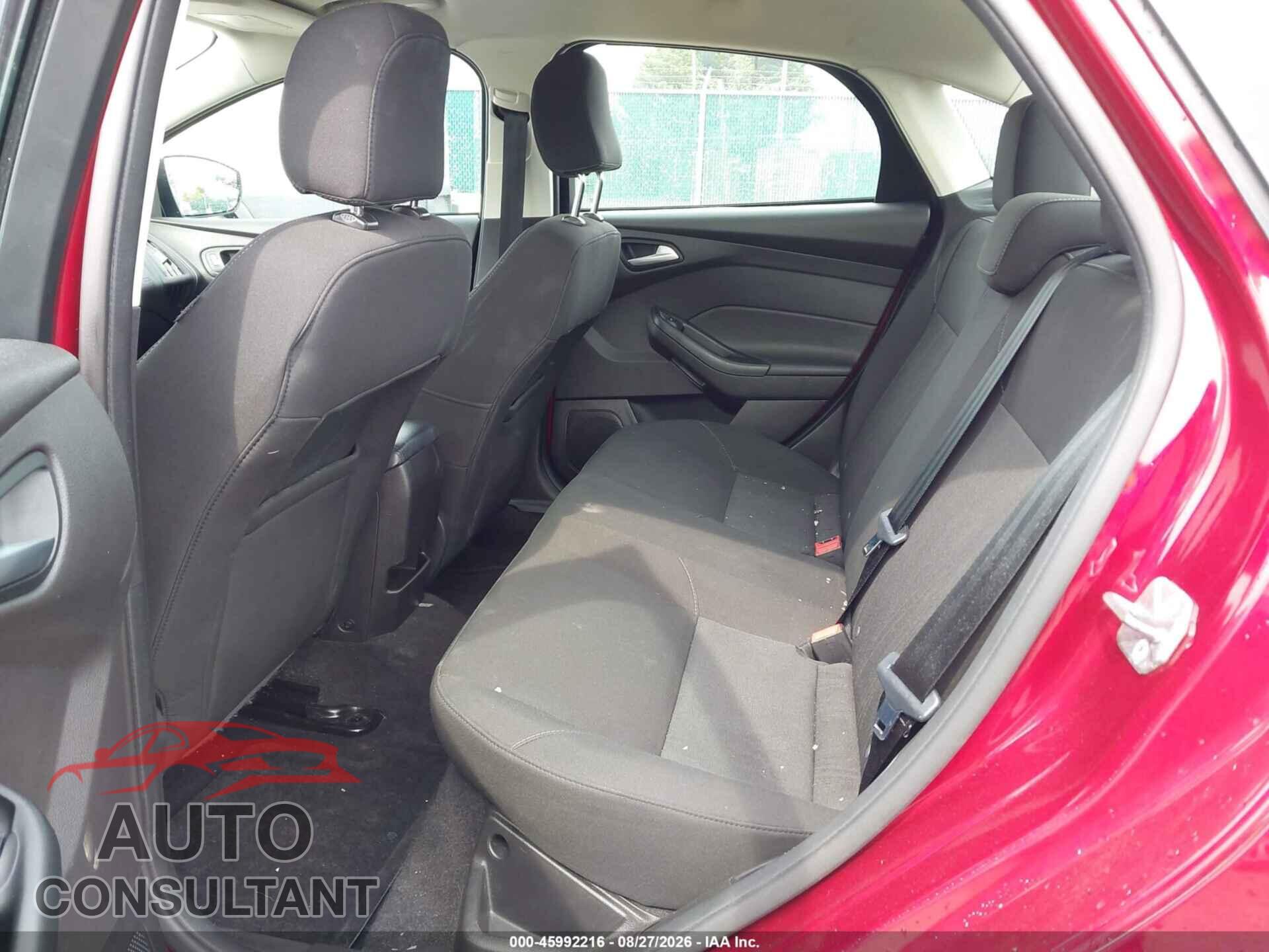 FORD FOCUS 2017 - 1FADP3F29HL275289