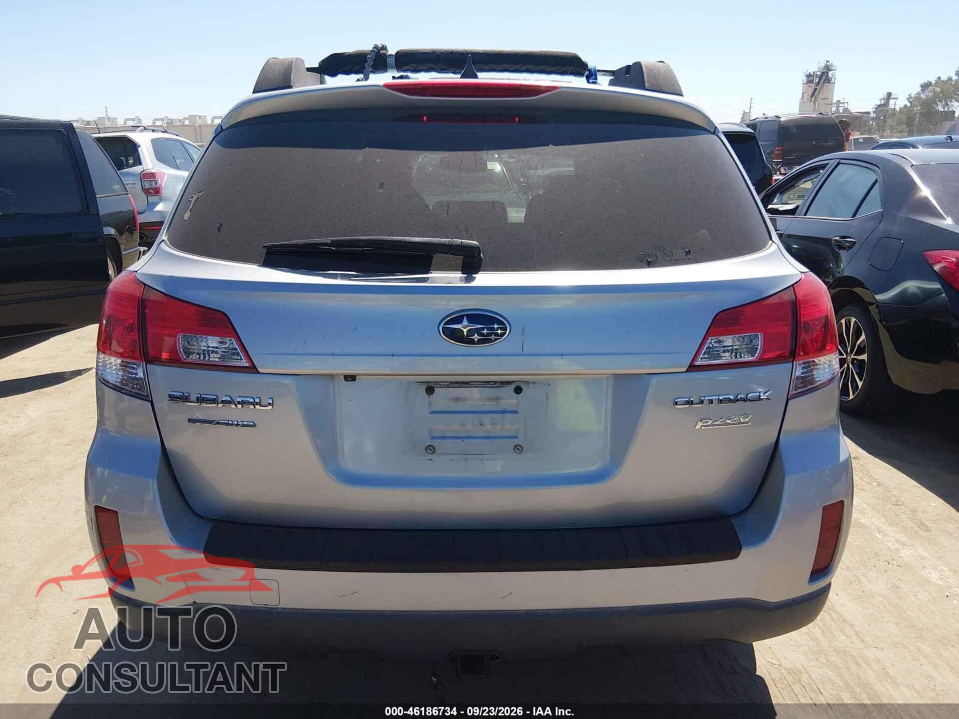 SUBARU OUTBACK 2014 - 4S4BRBLC5E3306497