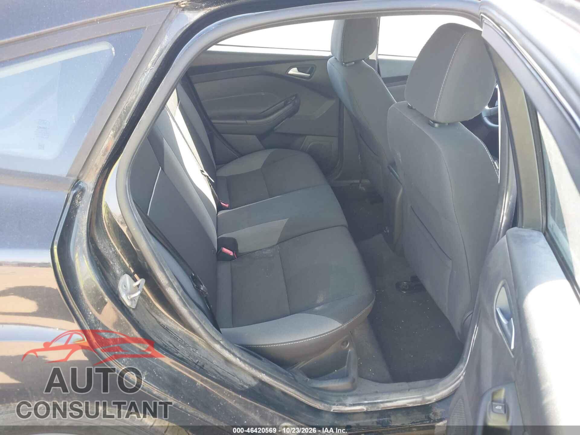 FORD FOCUS 2014 - 1FADP3K29EL246117