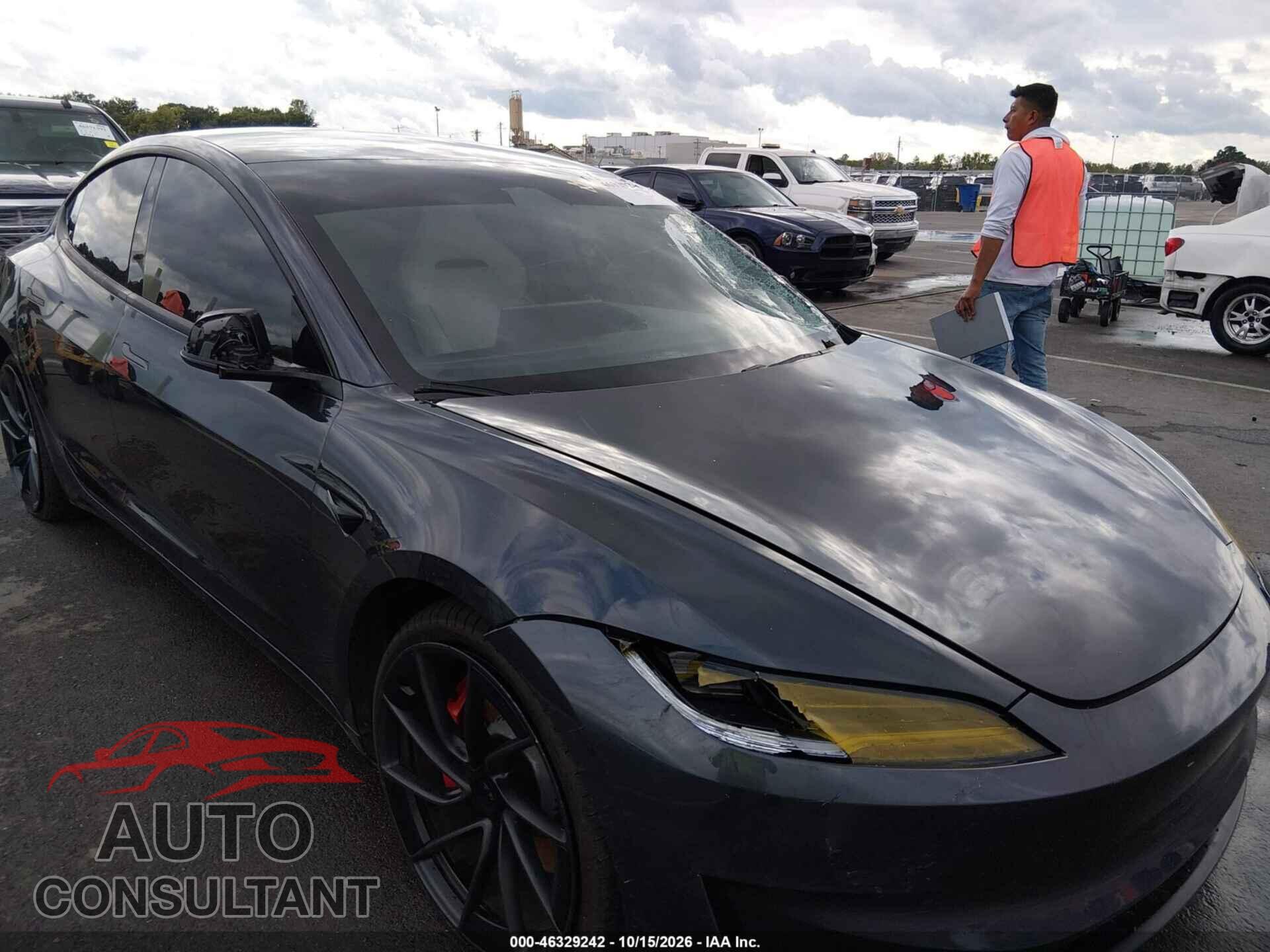 TESLA MODEL 3 2024 - 5YJ3E1ET8RF869242