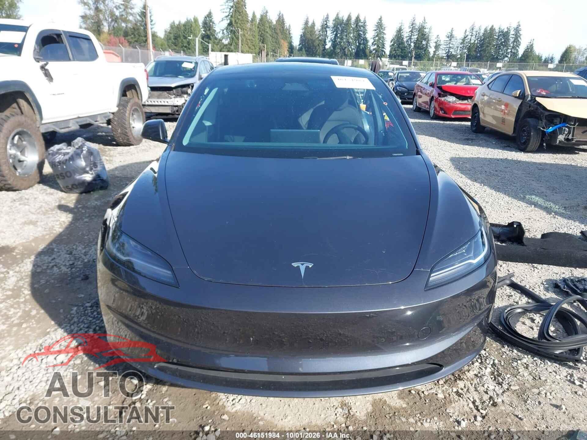 TESLA MODEL 3 2025 - 5YJ3E1EAXSF044257