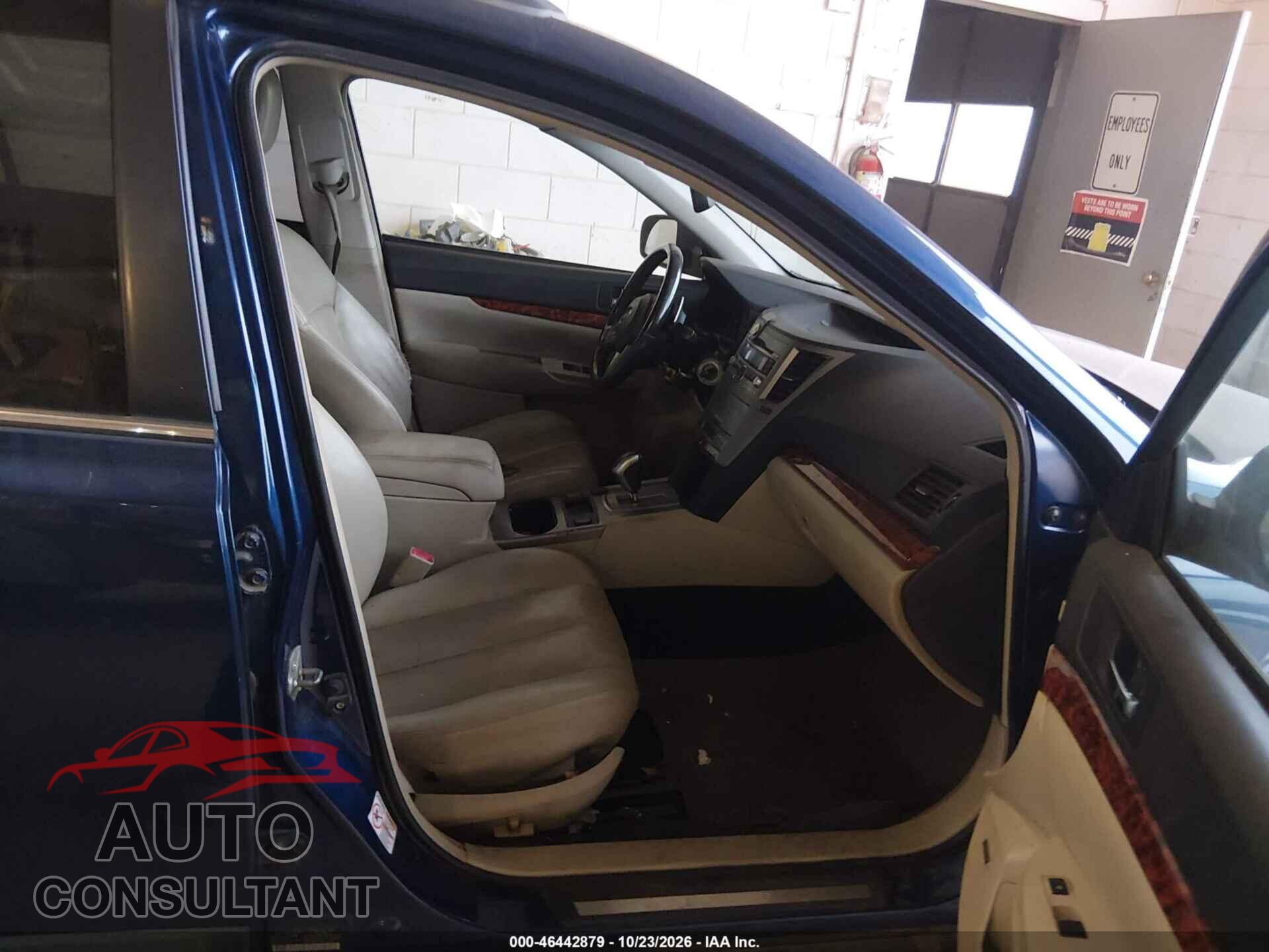 SUBARU OUTBACK 2011 - 4S4BRBKC1B3351398
