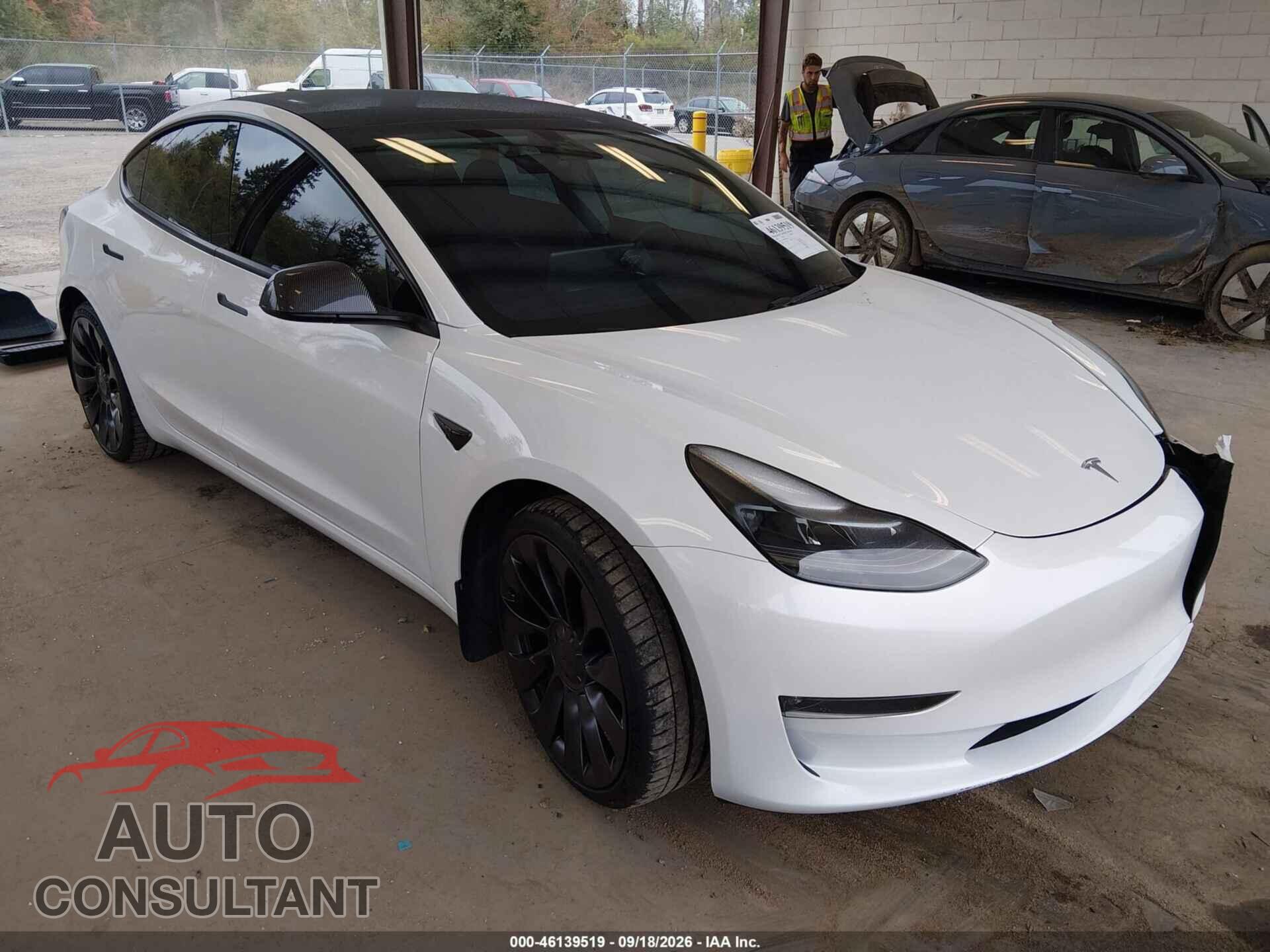 TESLA MODEL 3 2023 - 5YJ3E1ECXPF699818