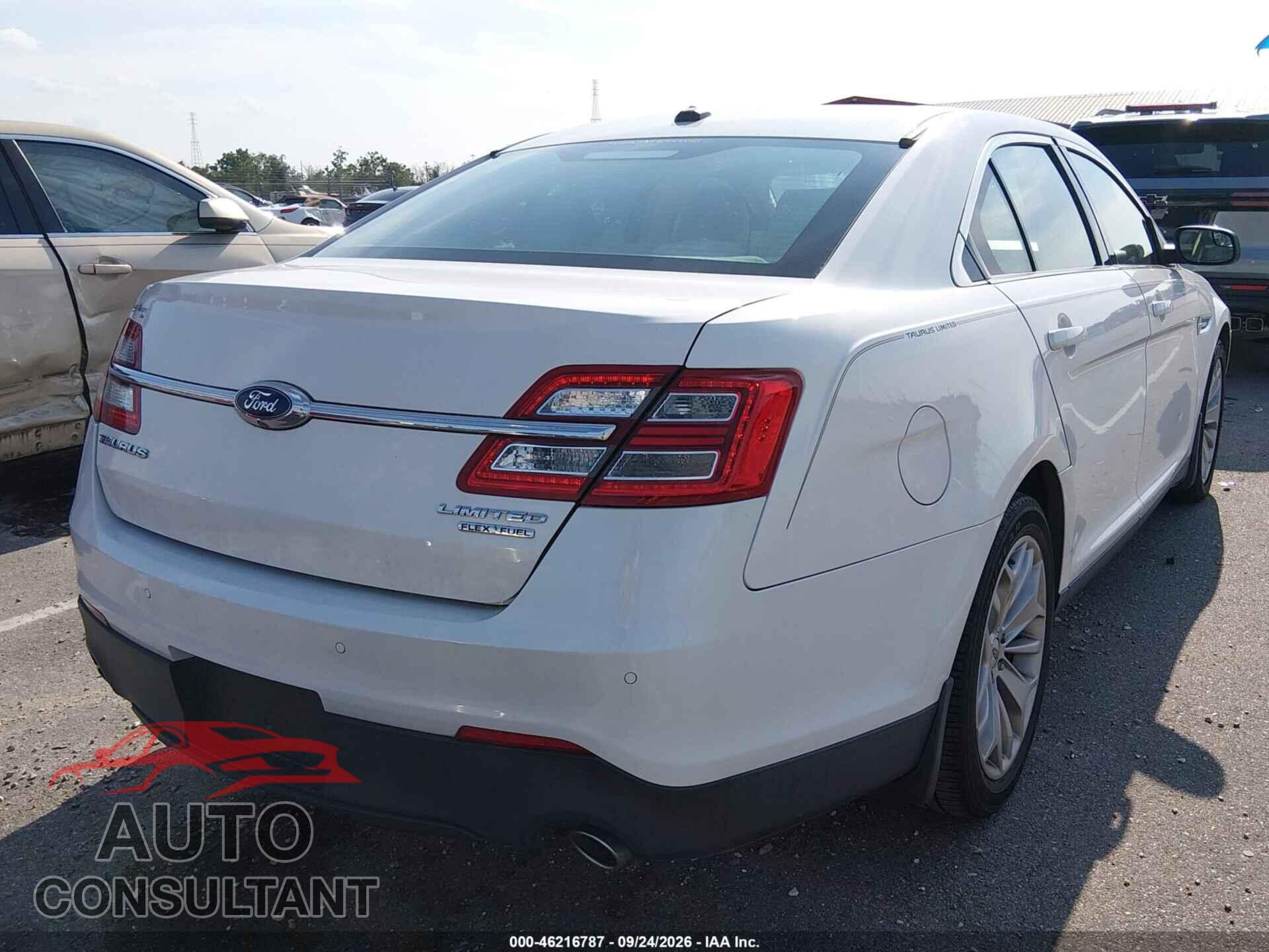 FORD TAURUS 2016 - 1FAHP2F80GG101585