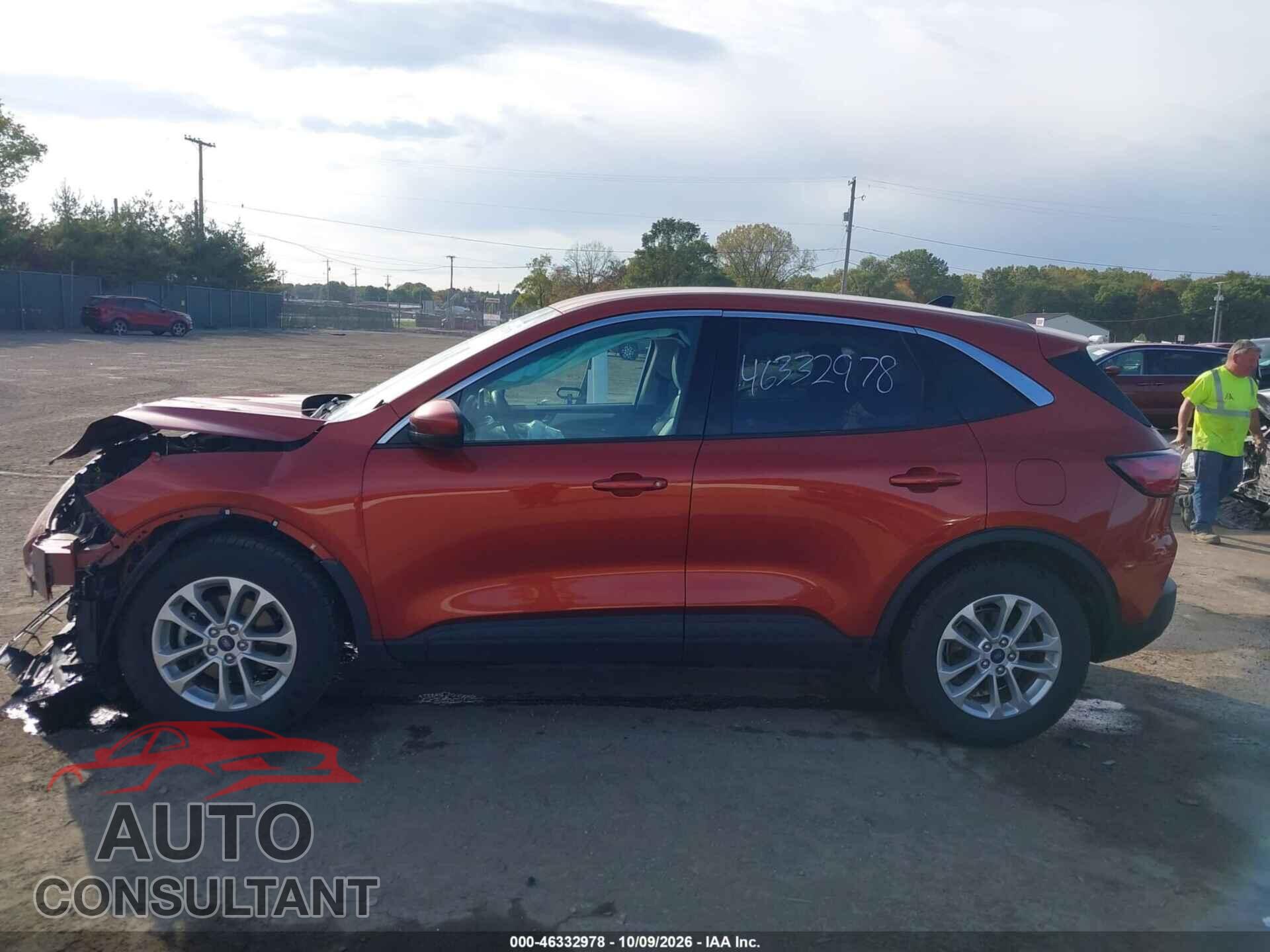 FORD ESCAPE 2020 - 1FMCU0G61LUA96340