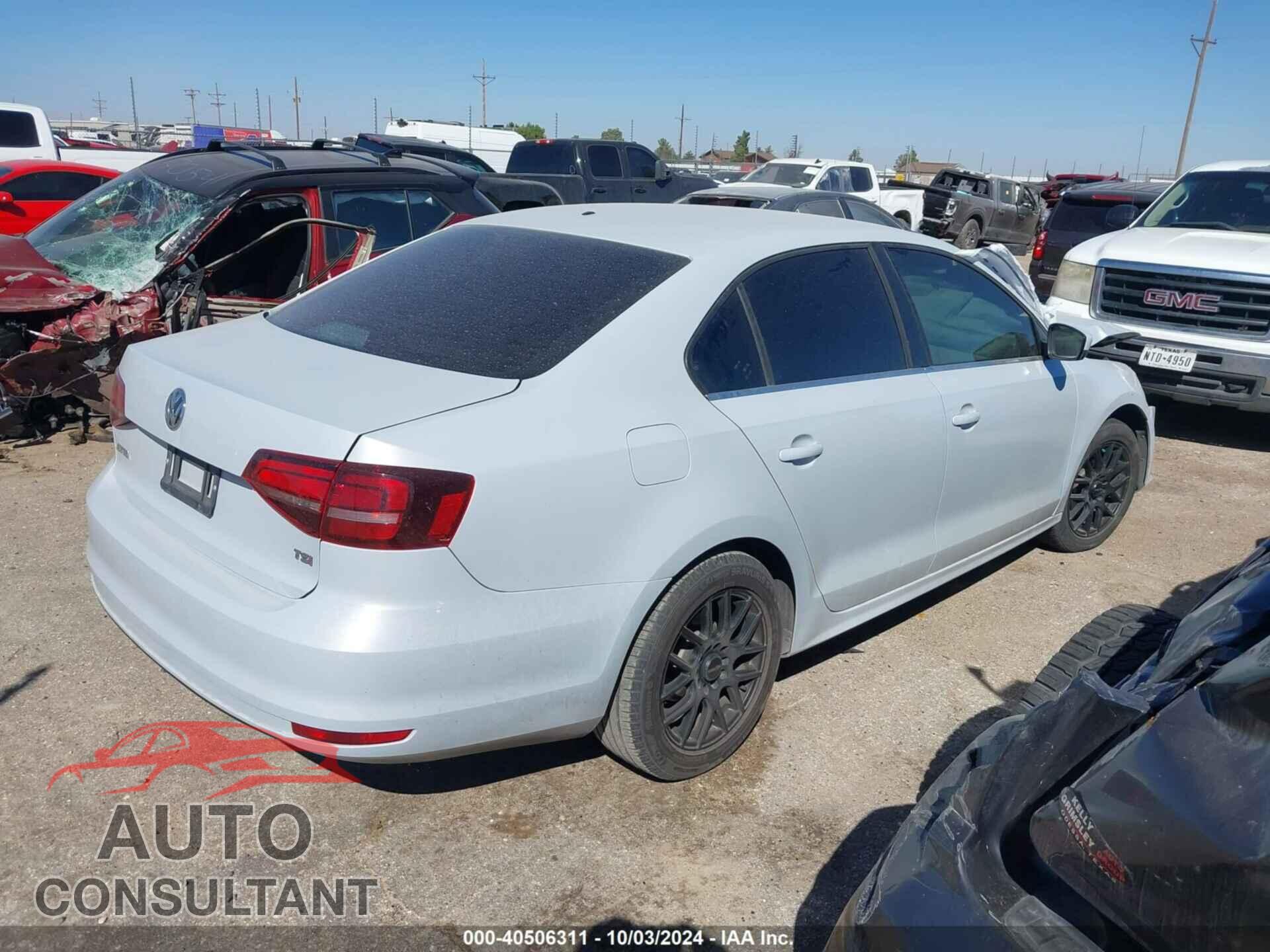 VOLKSWAGEN JETTA 2017 - 3VW2B7AJ9HM411759