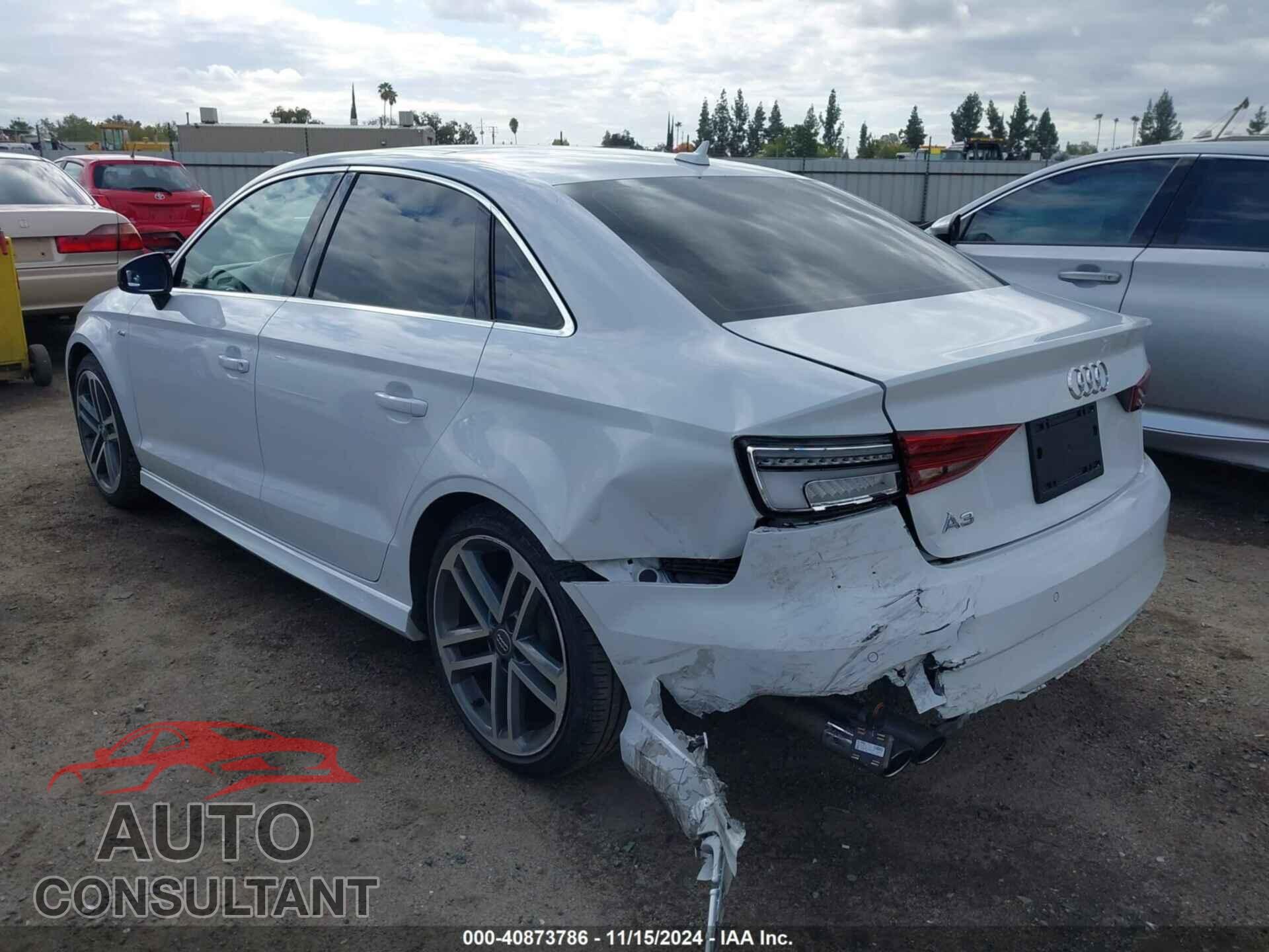 AUDI A3 2017 - WAUGUGFF2H1032779