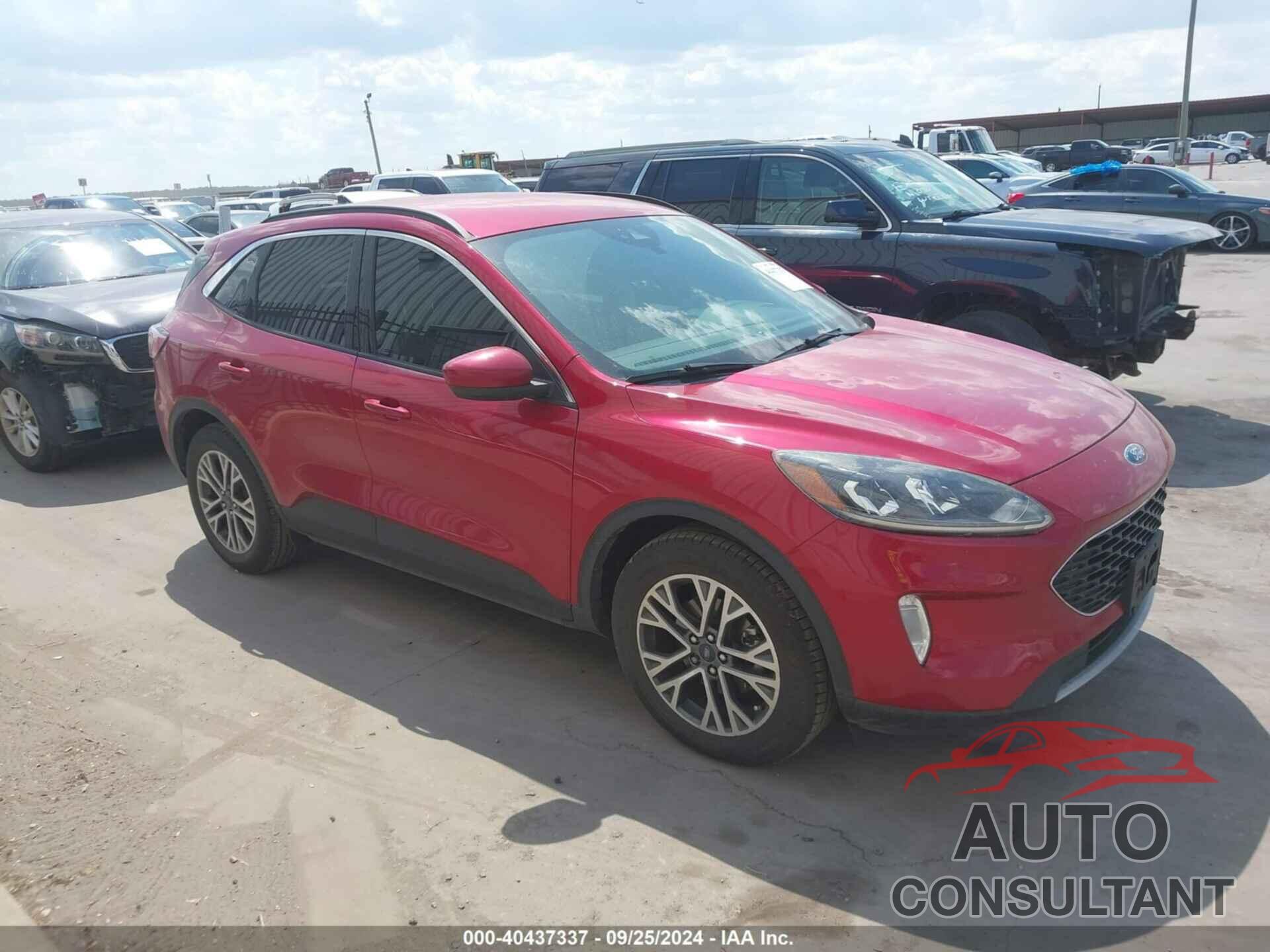FORD ESCAPE 2020 - 1FMCU0H64LUA76310