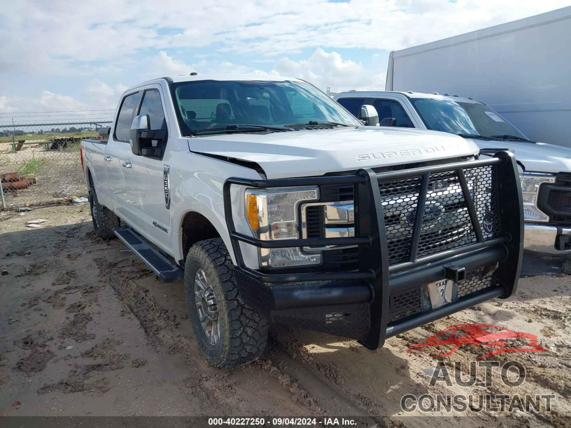 FORD F-350 2017 - 1FT8W3BT2HED16833
