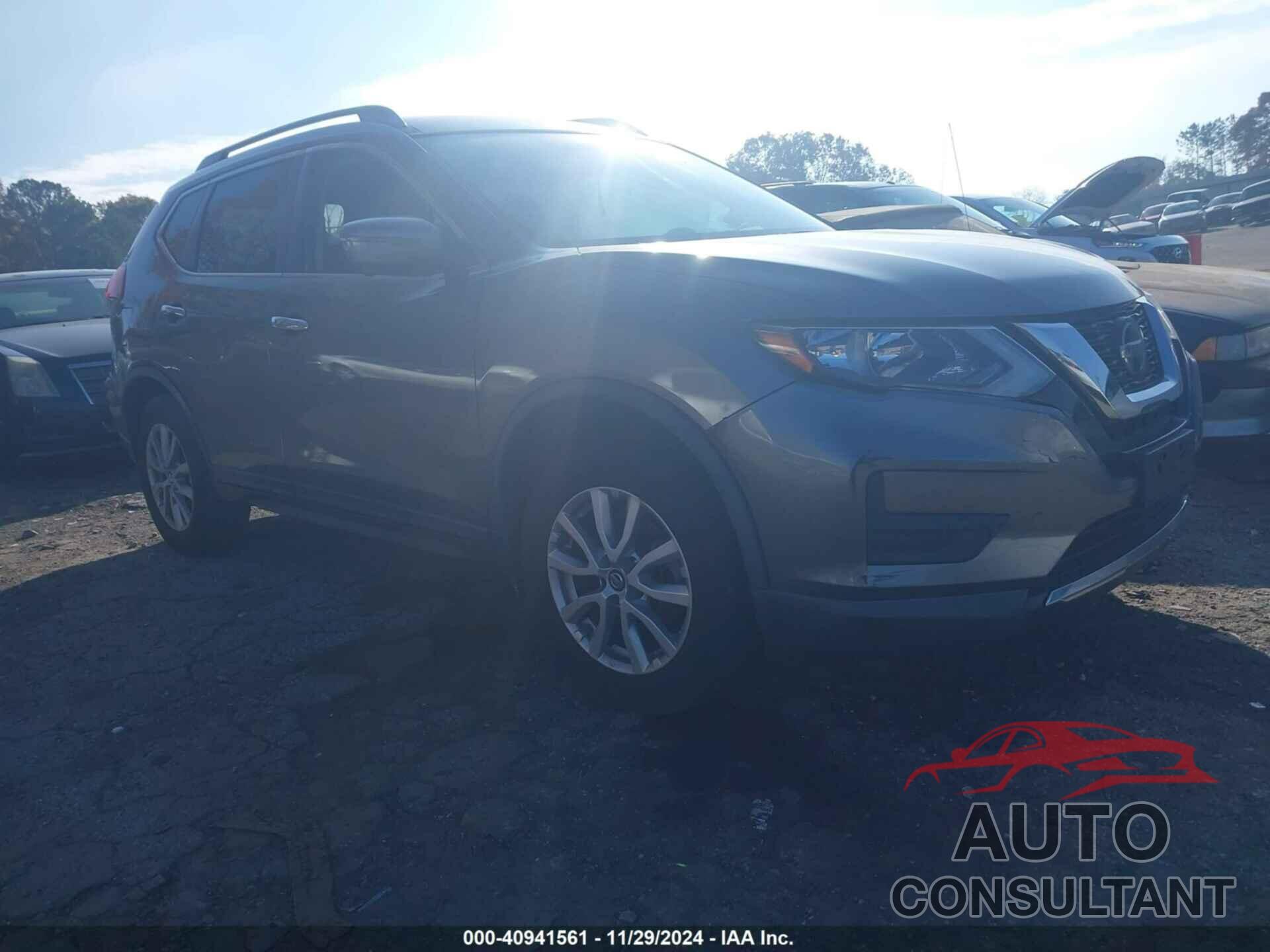 NISSAN ROGUE 2018 - KNMAT2MV9JP556216