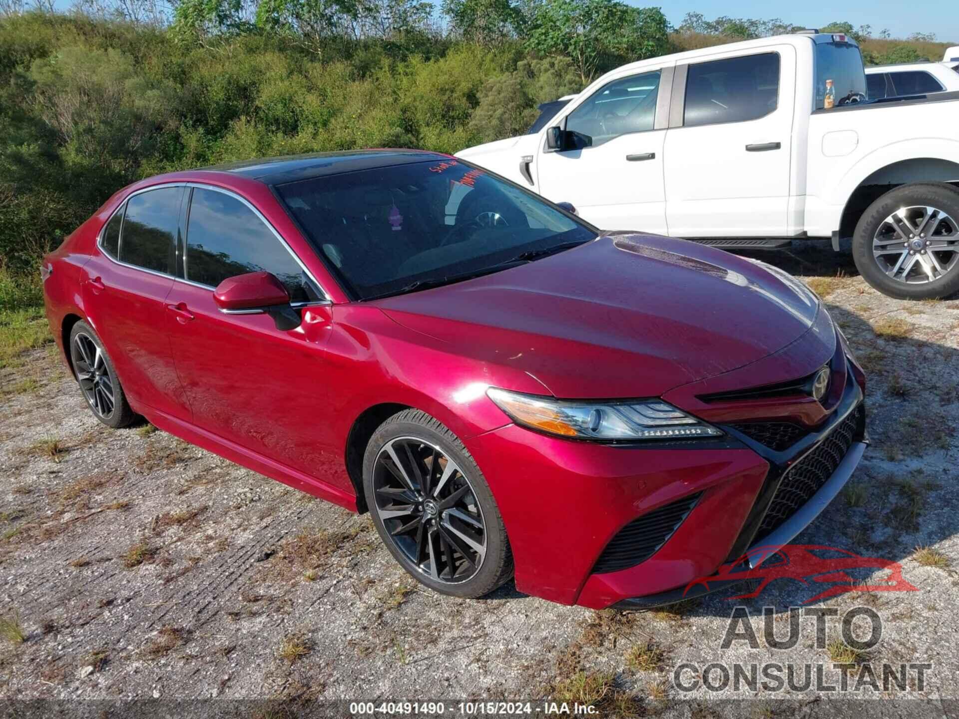 TOYOTA CAMRY 2018 - 4T1B61HK6JU631280