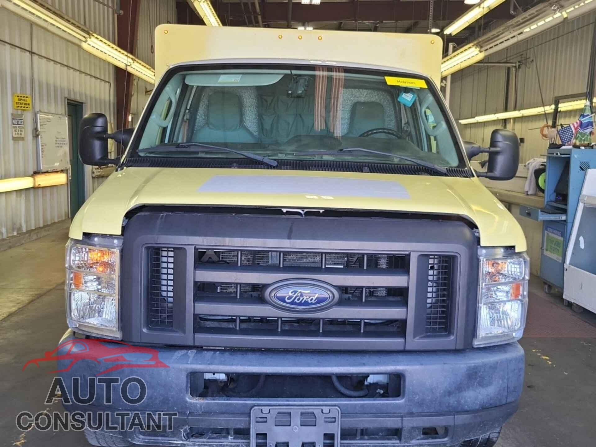 FORD ECONOLINE 2017 - 1FDXE4FS7HDC69015