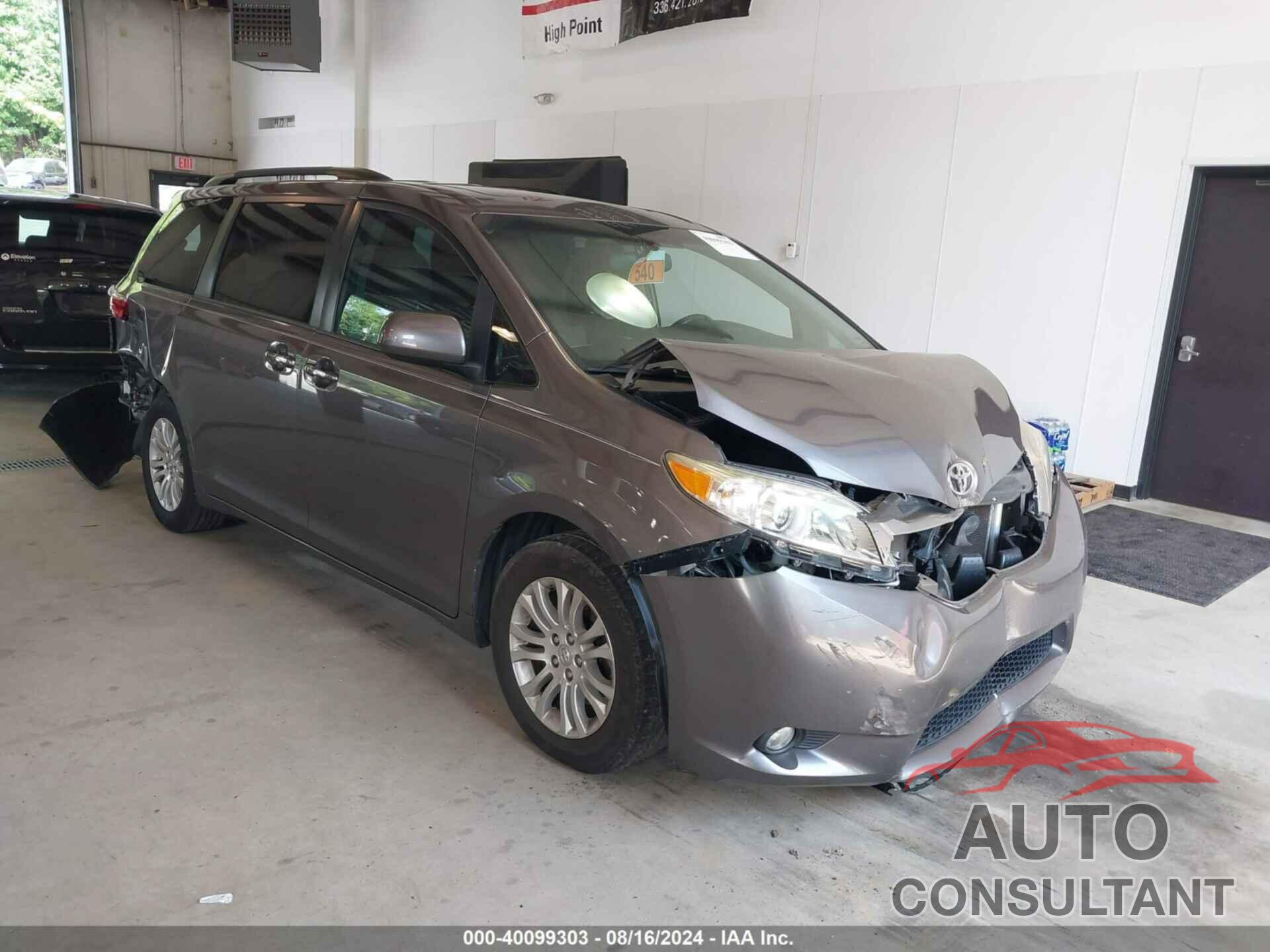 TOYOTA SIENNA 2017 - 5TDYZ3DC7HS876295