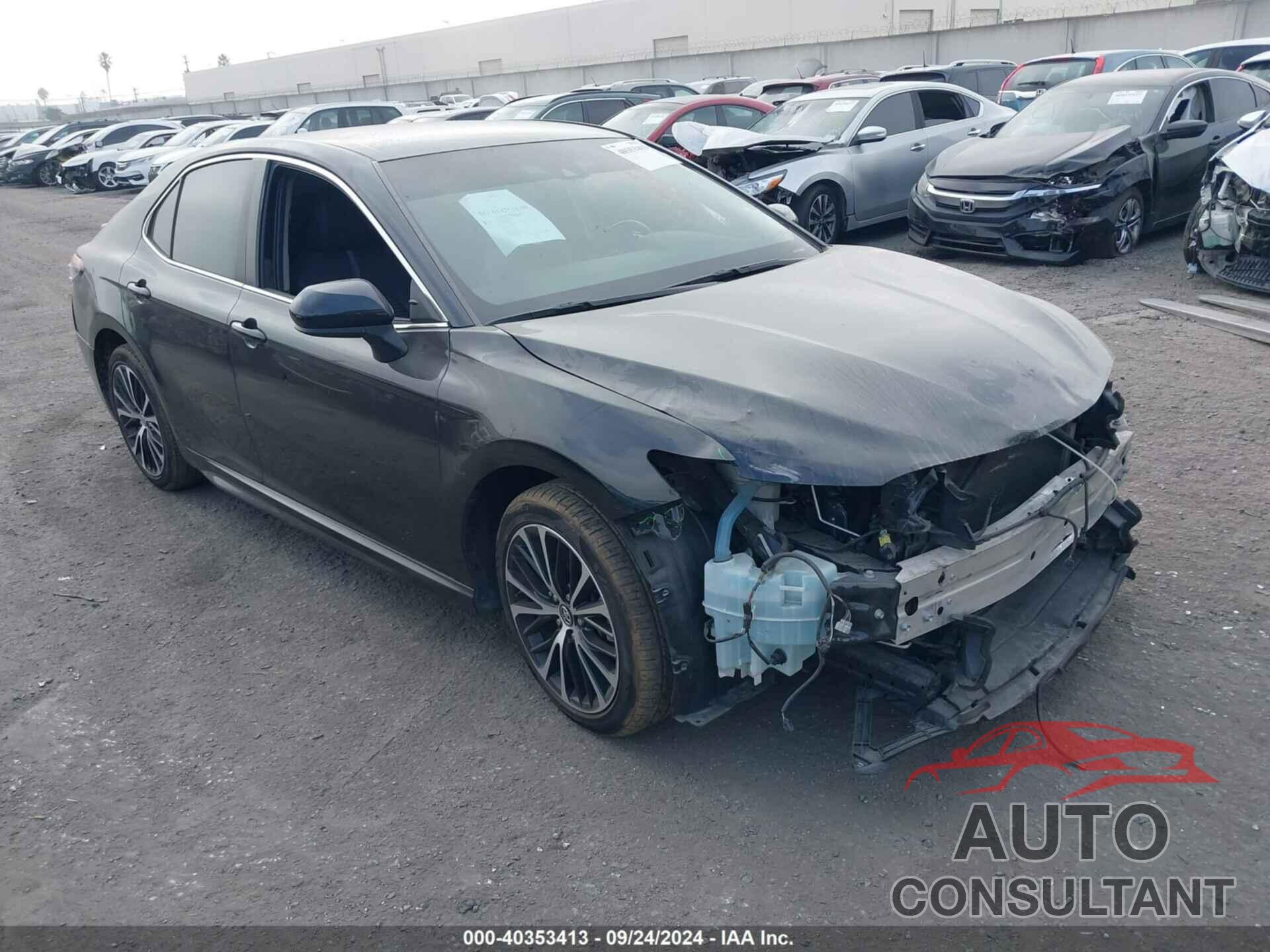 TOYOTA CAMRY 2018 - 4T1B11HK9JU646242