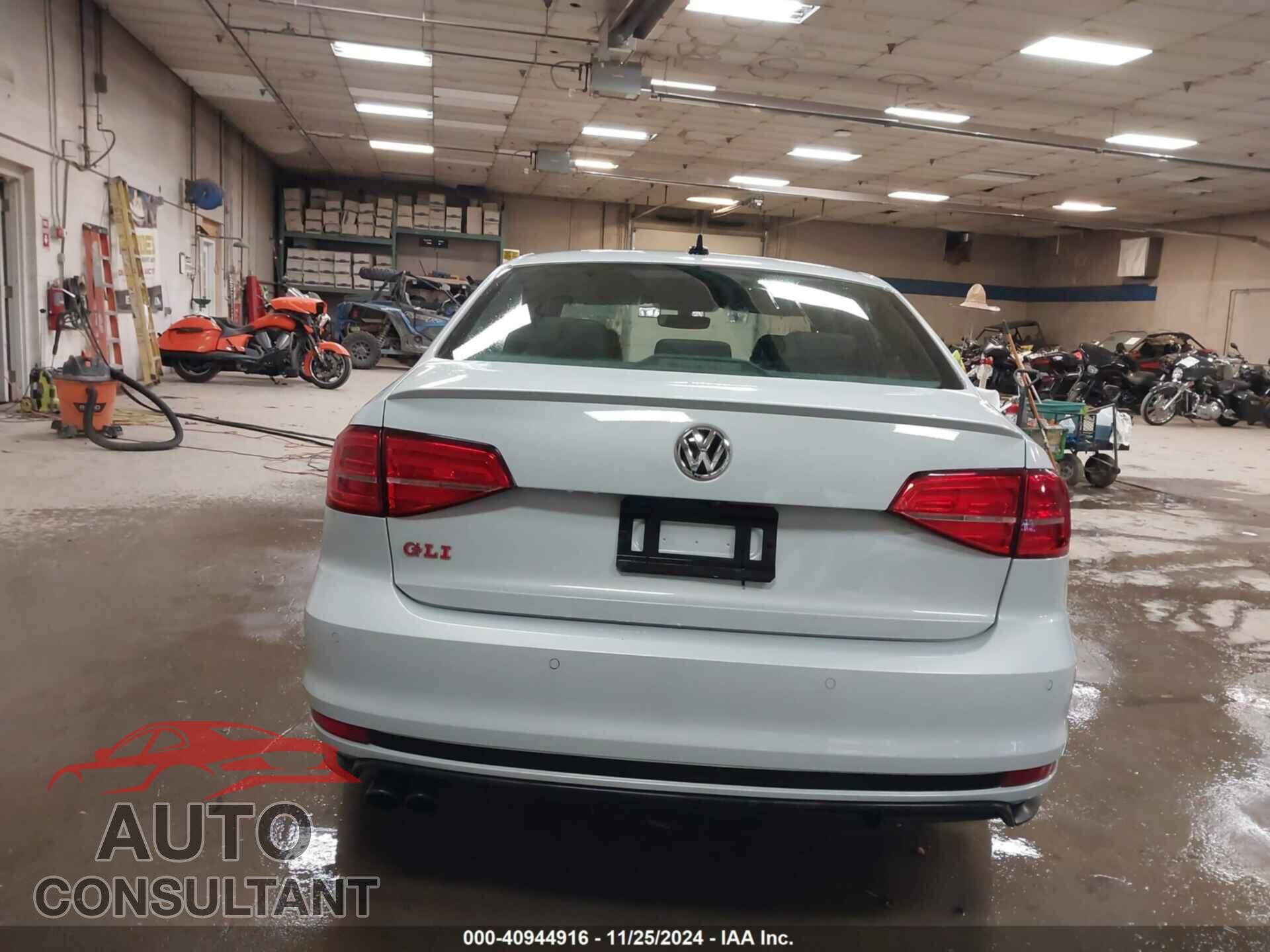 VOLKSWAGEN JETTA 2017 - 3VW5T7AJ2HM295735