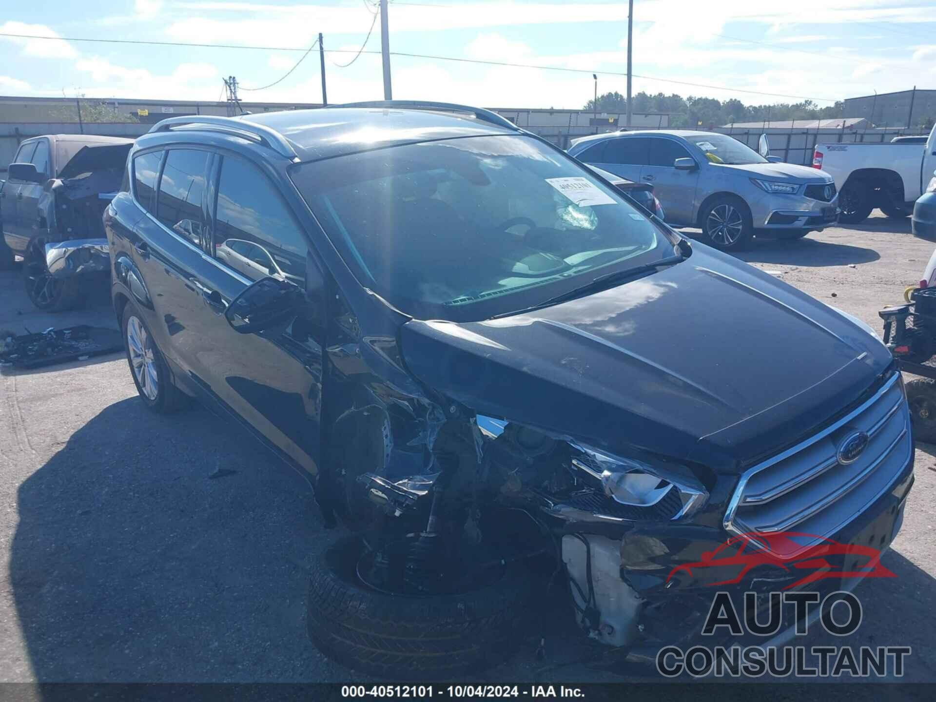 FORD ESCAPE 2017 - 1FMCU0JD5HUD84487
