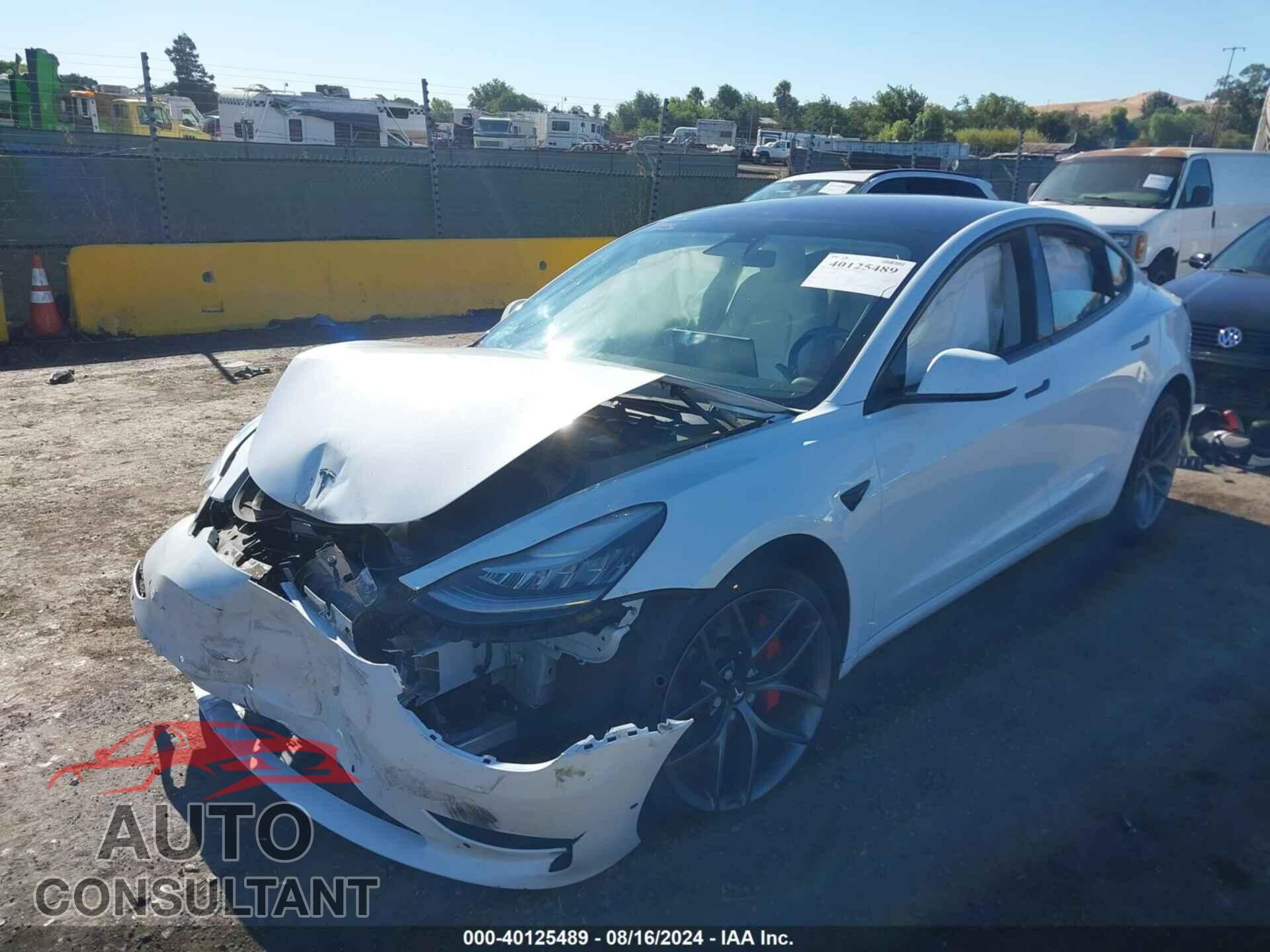 TESLA MODEL 3 2018 - 5YJ3E1EBXJF100110