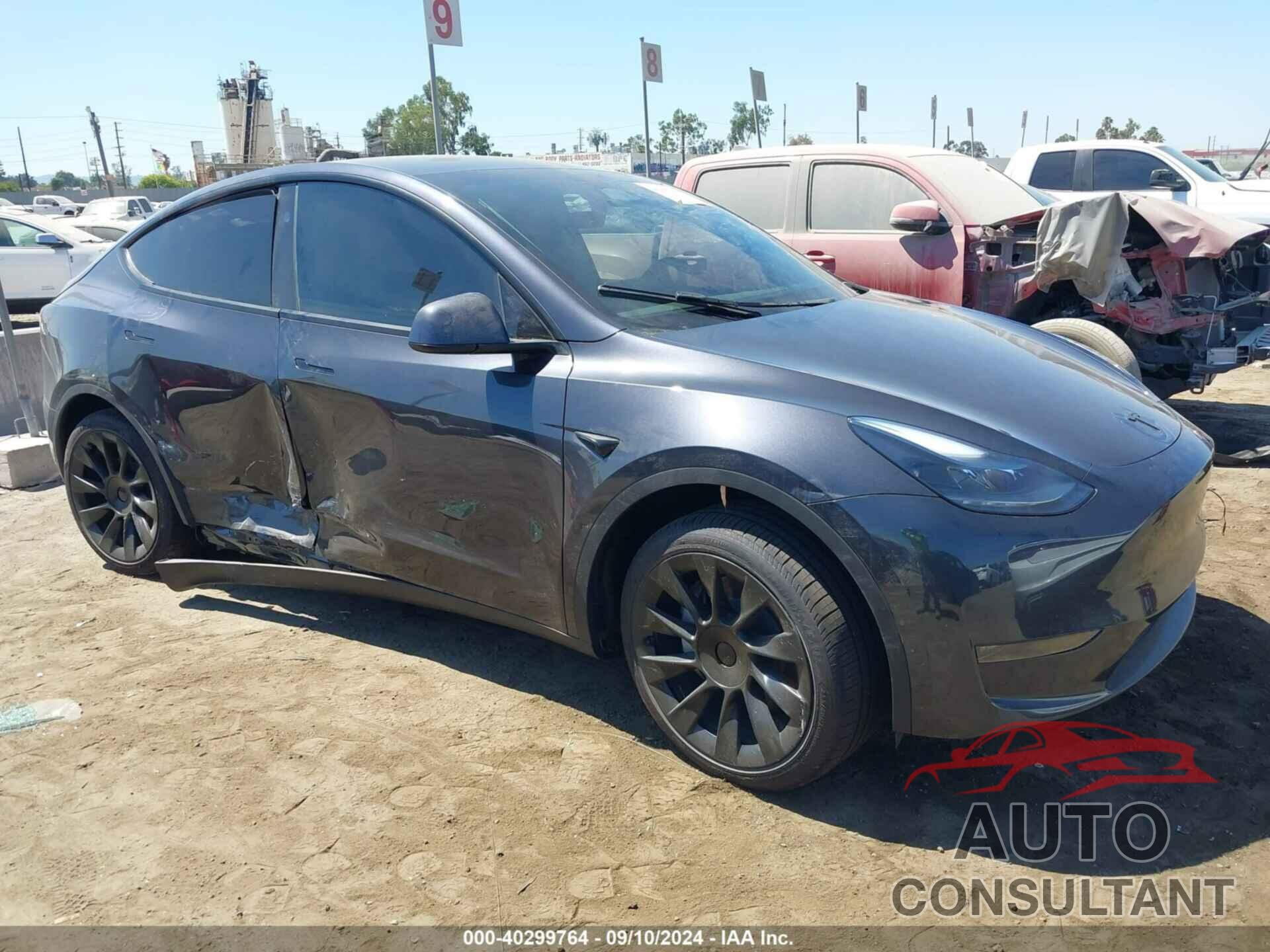 TESLA MODEL Y 2024 - 7SAYGDED7RF101989