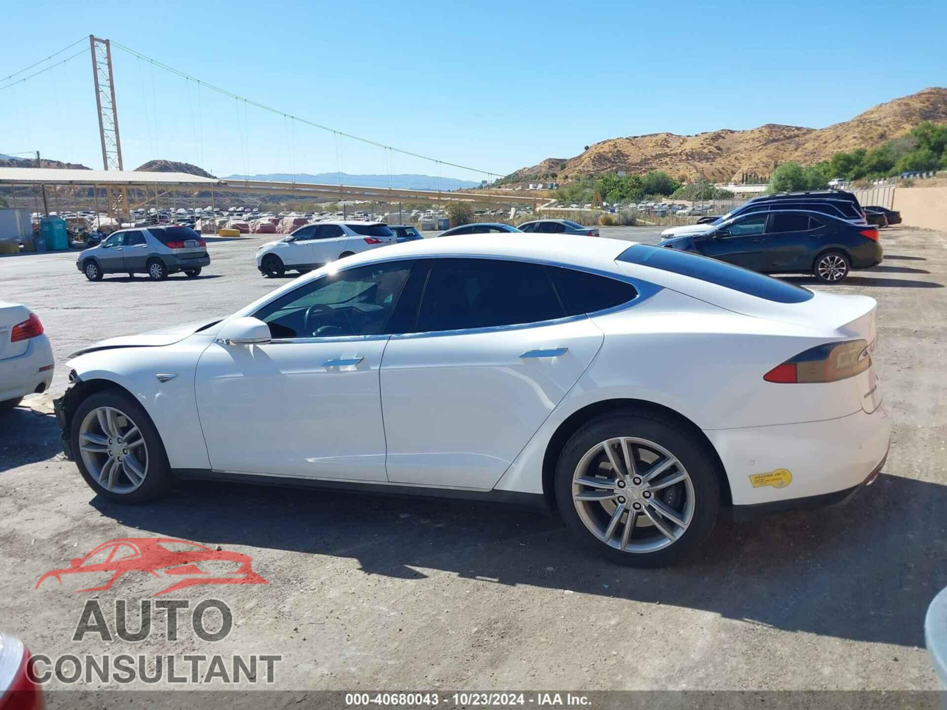 TESLA MODEL S 2015 - 5YJSA1E2XFF107833