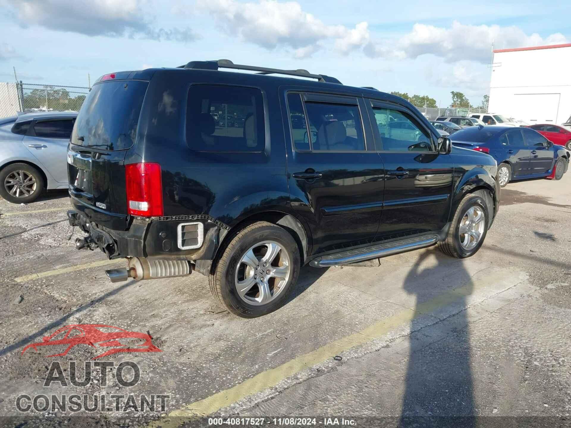 HONDA PILOT 2013 - 5FNYF3H50DB044252