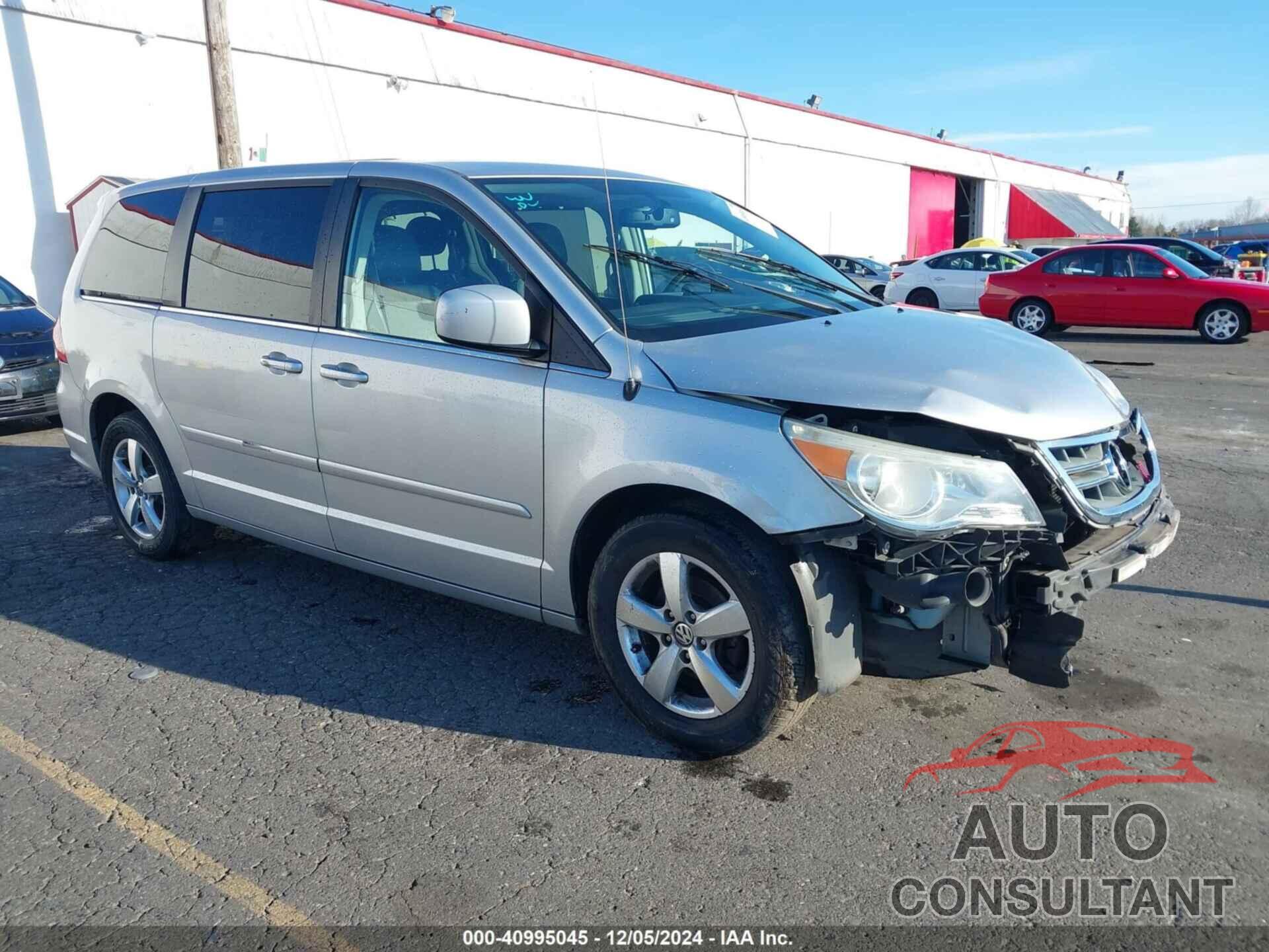 VOLKSWAGEN ROUTAN 2010 - 2V4RW3D14AR295465