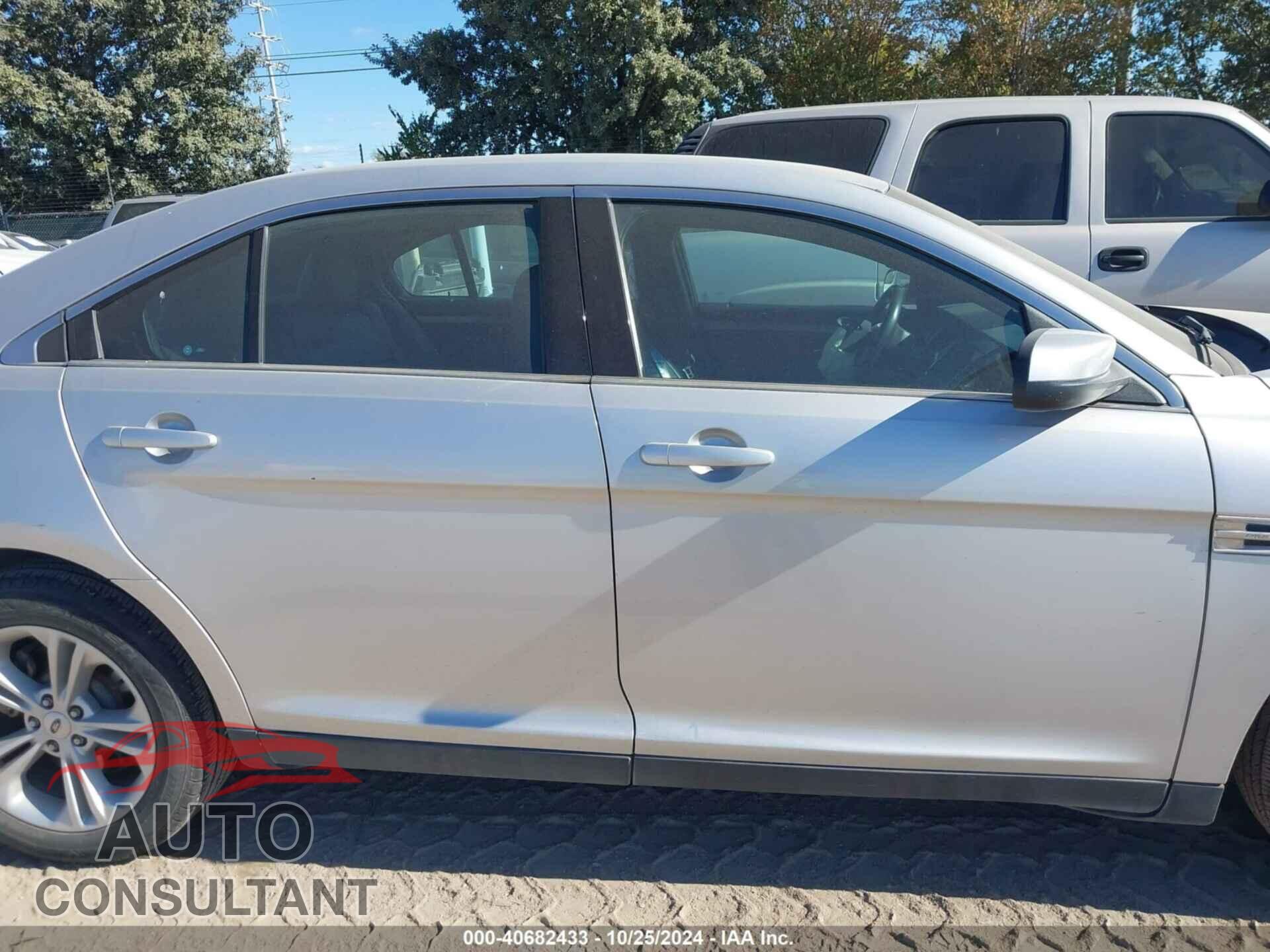 FORD TAURUS 2014 - 1FAHP2E86EG147954