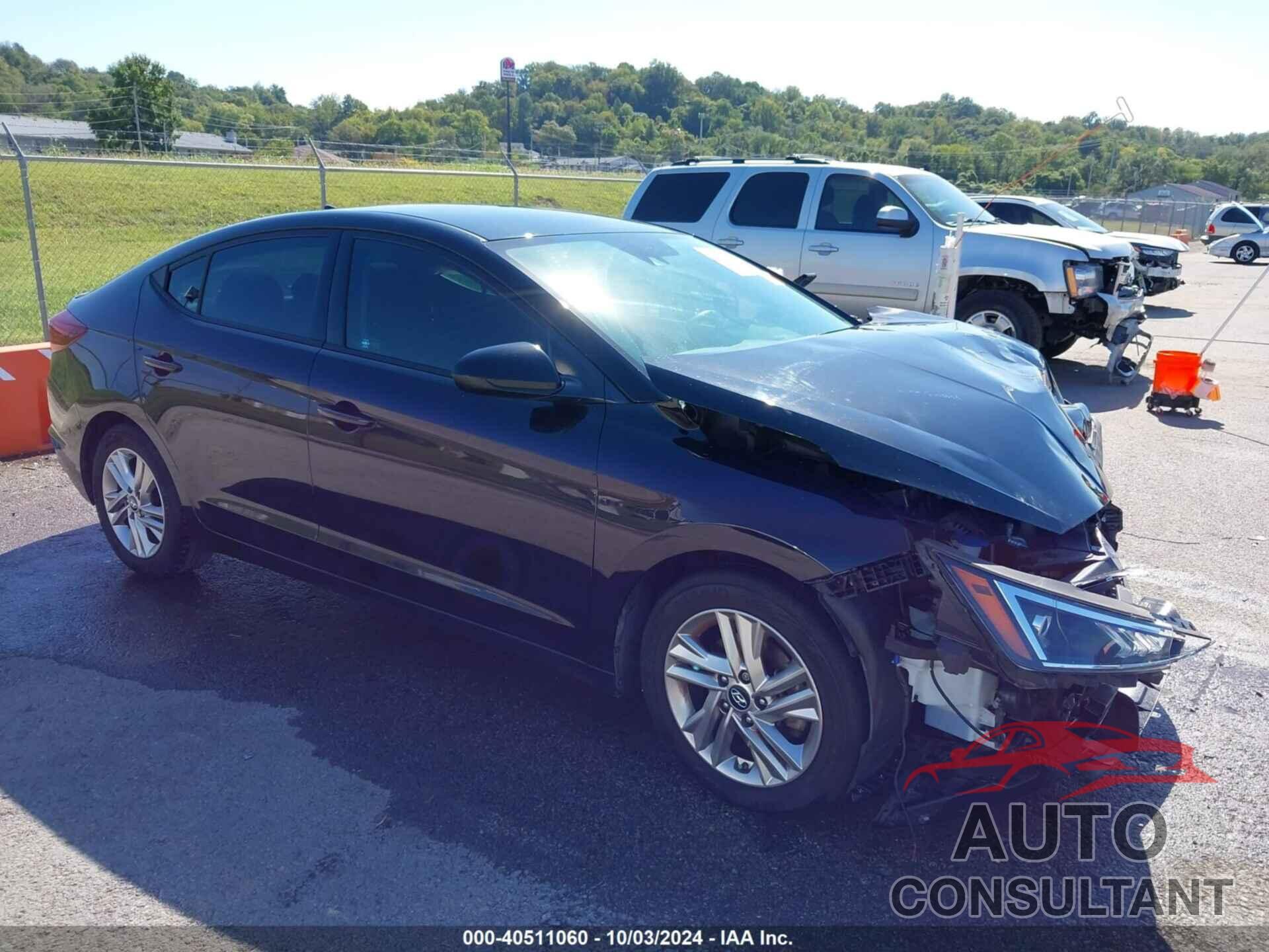 HYUNDAI ELANTRA 2019 - 5NPD84LFXKH462055