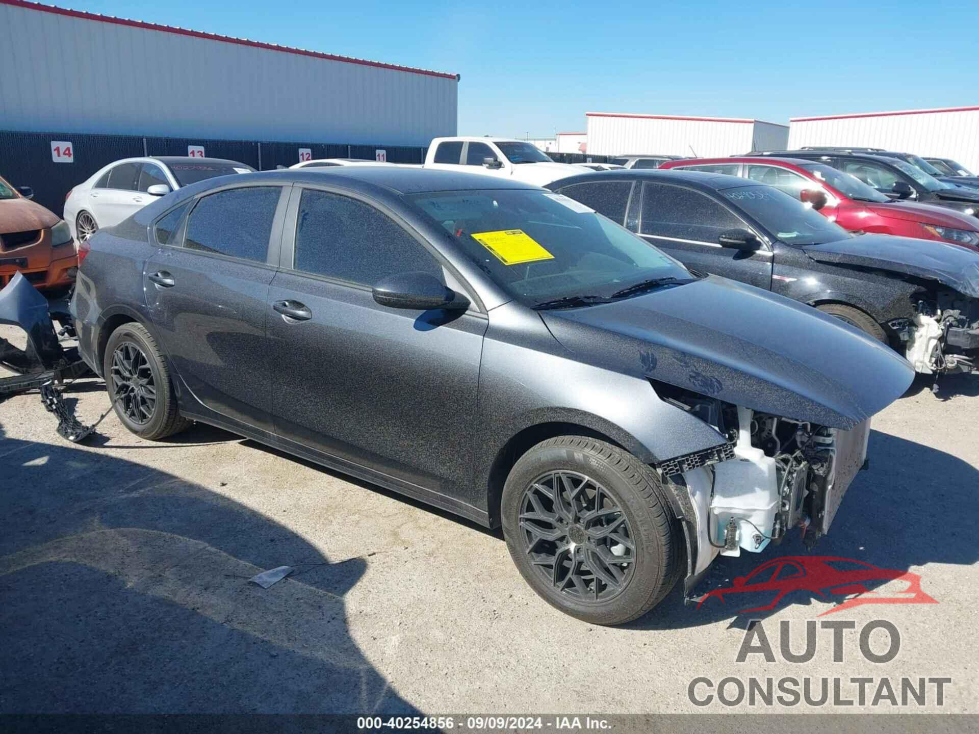 KIA FORTE 2024 - 3KPF24AD0RE790062