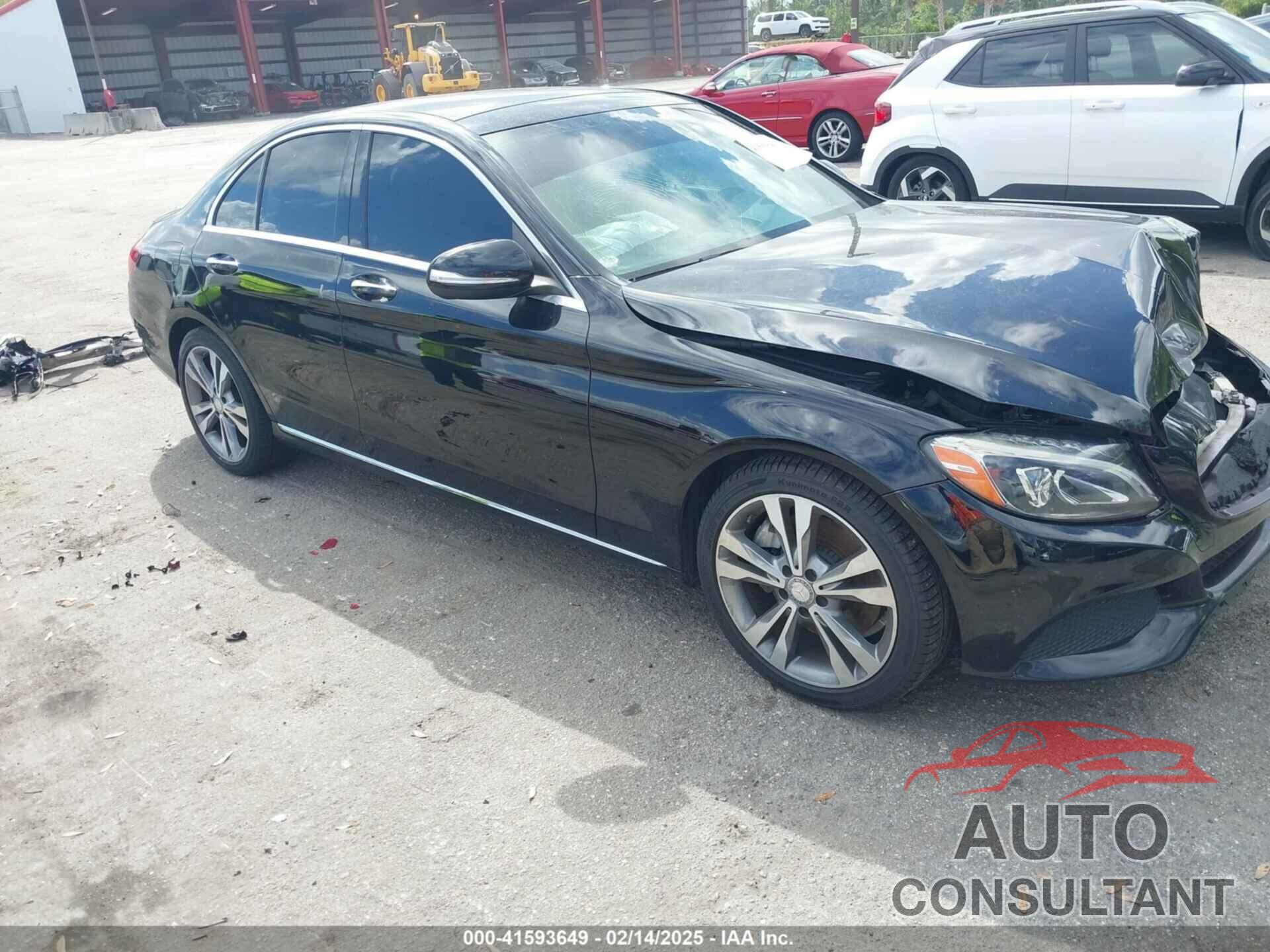 MERCEDES-BENZ C 300 2015 - 55SWF4JB8FU062030