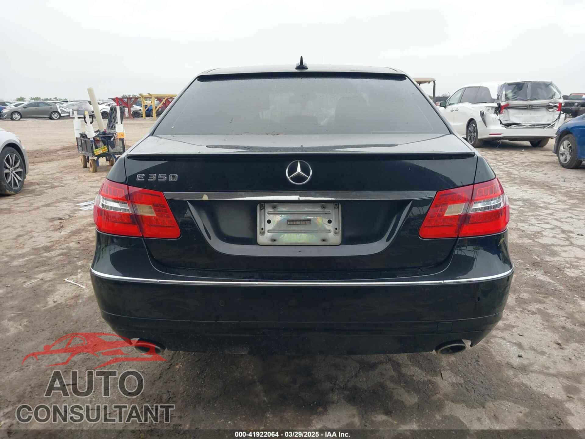 MERCEDES-BENZ E 2012 - WDDHF5KB2CA551385