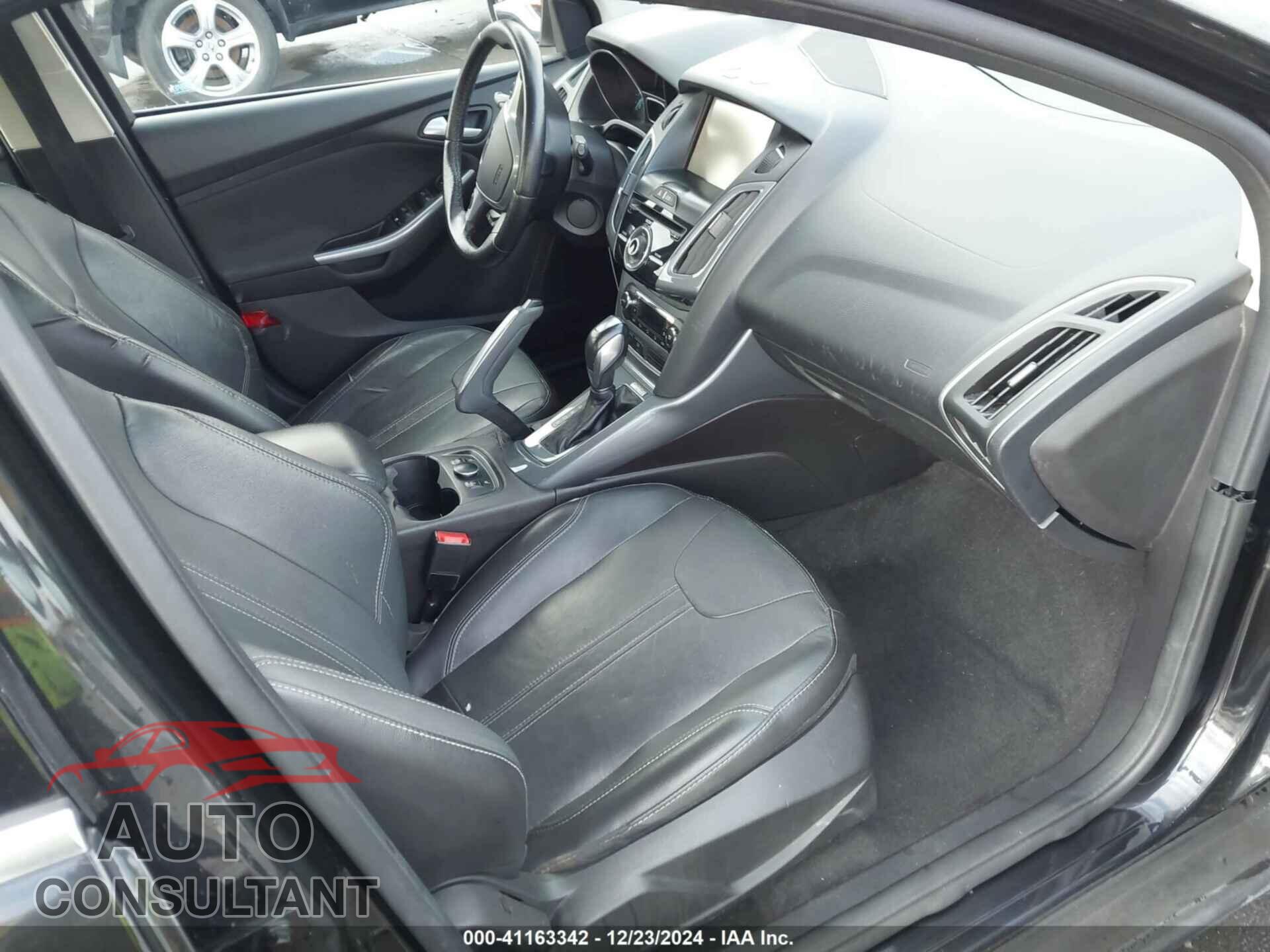 FORD FOCUS 2014 - 1FADP3N20EL111832