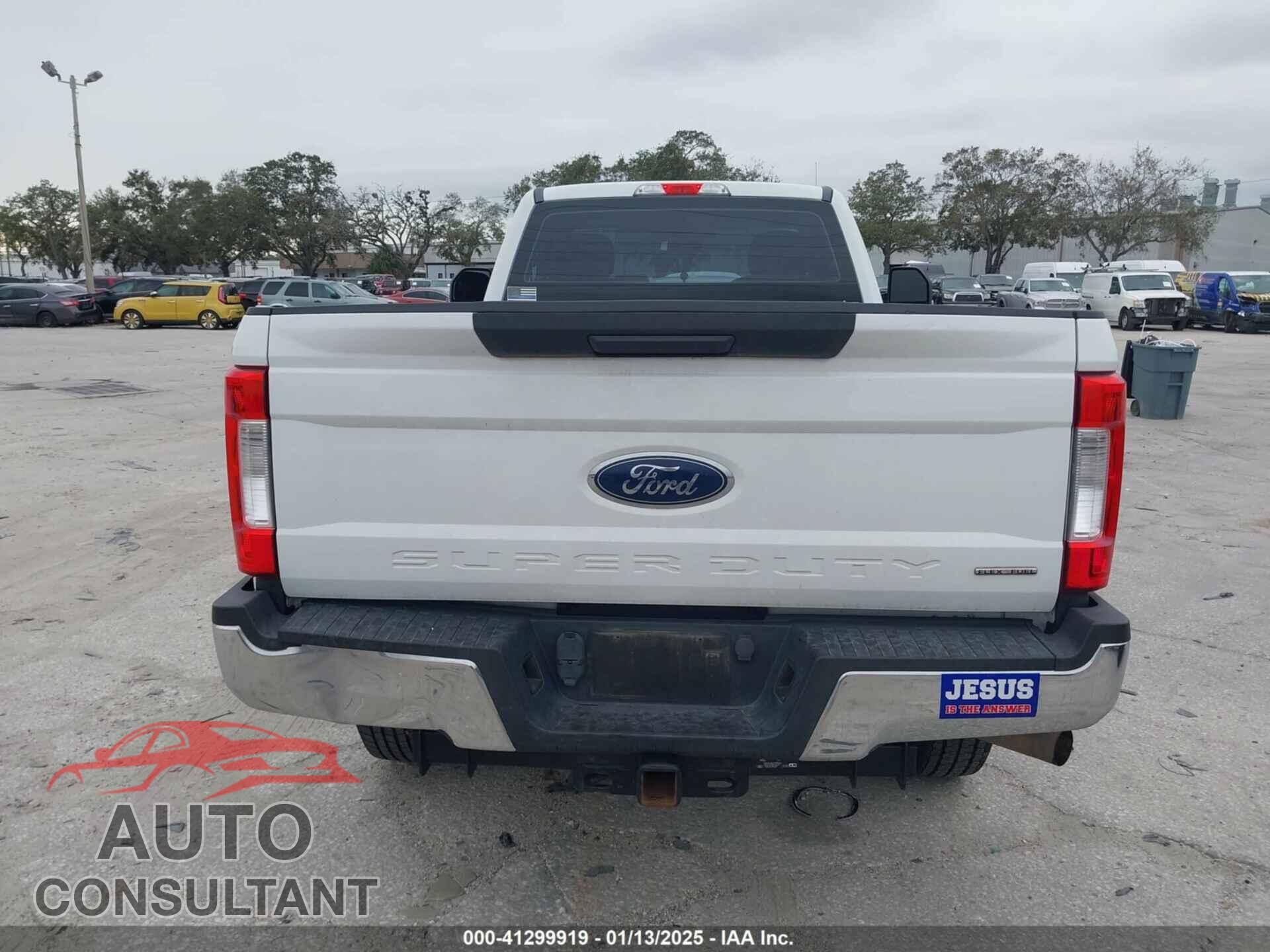 FORD F-250 2017 - 1FTBF2B69HEE78971
