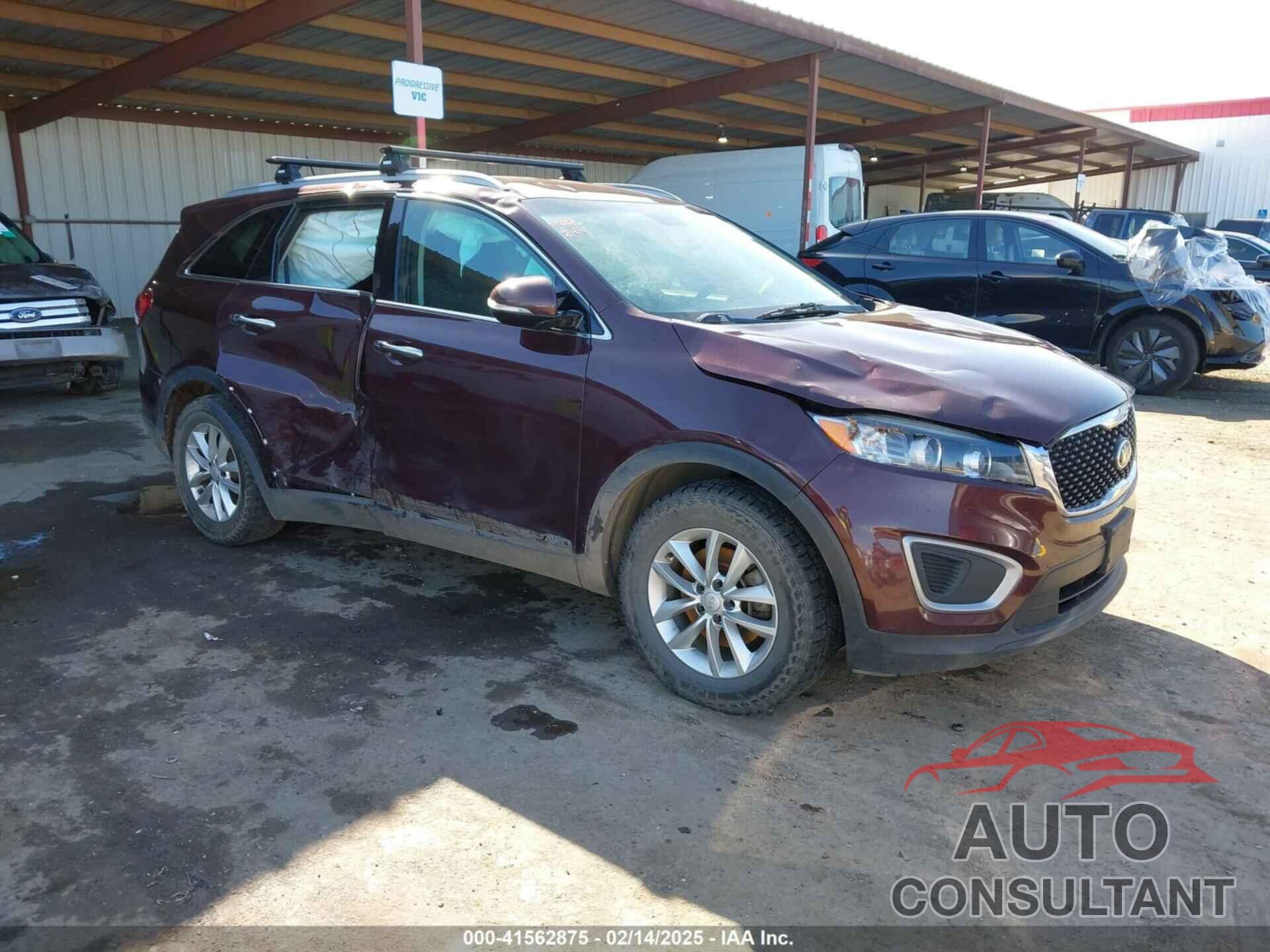 KIA SORENTO 2017 - 5XYPGDA34HG303587