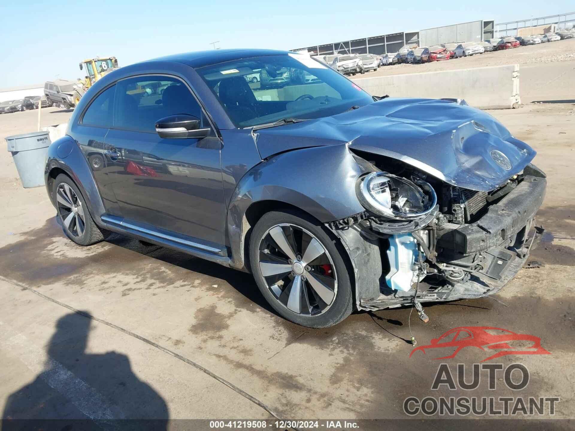 VOLKSWAGEN BEETLE 2013 - 3VWVA7AT2DM625889