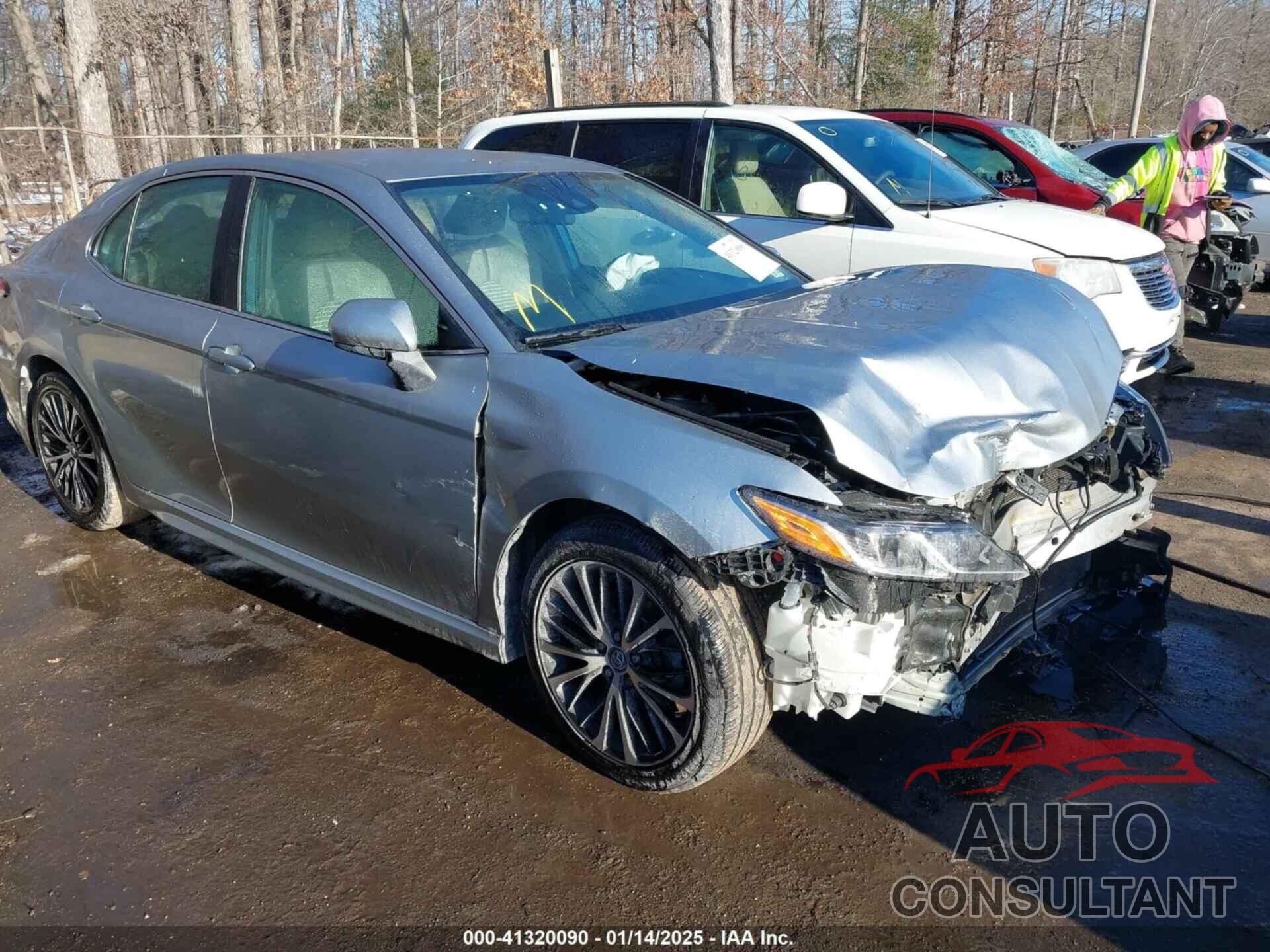 TOYOTA CAMRY 2020 - 4T1G11AK4LU918490