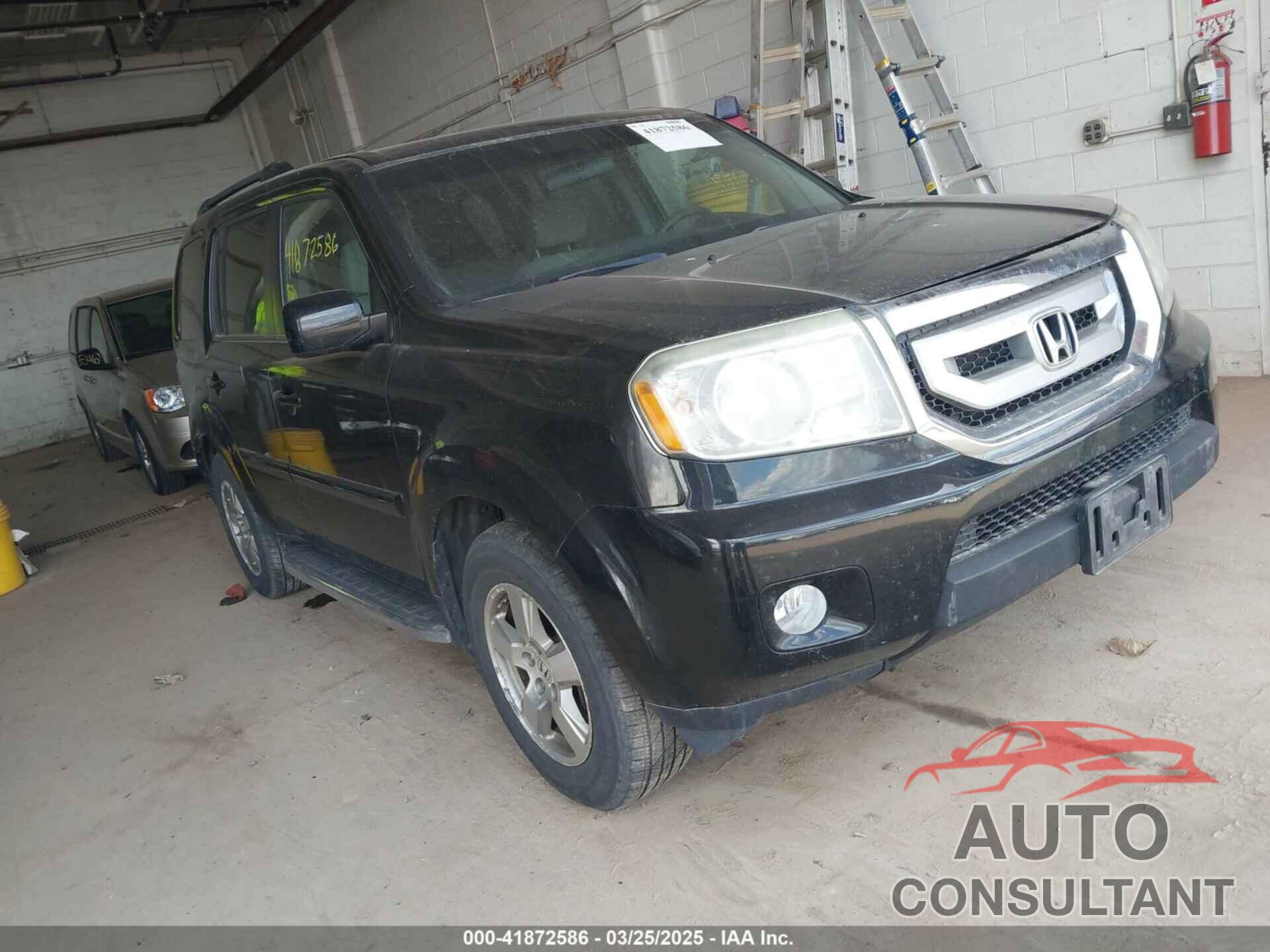 HONDA PILOT 2011 - 5FNYF4H45BB093652