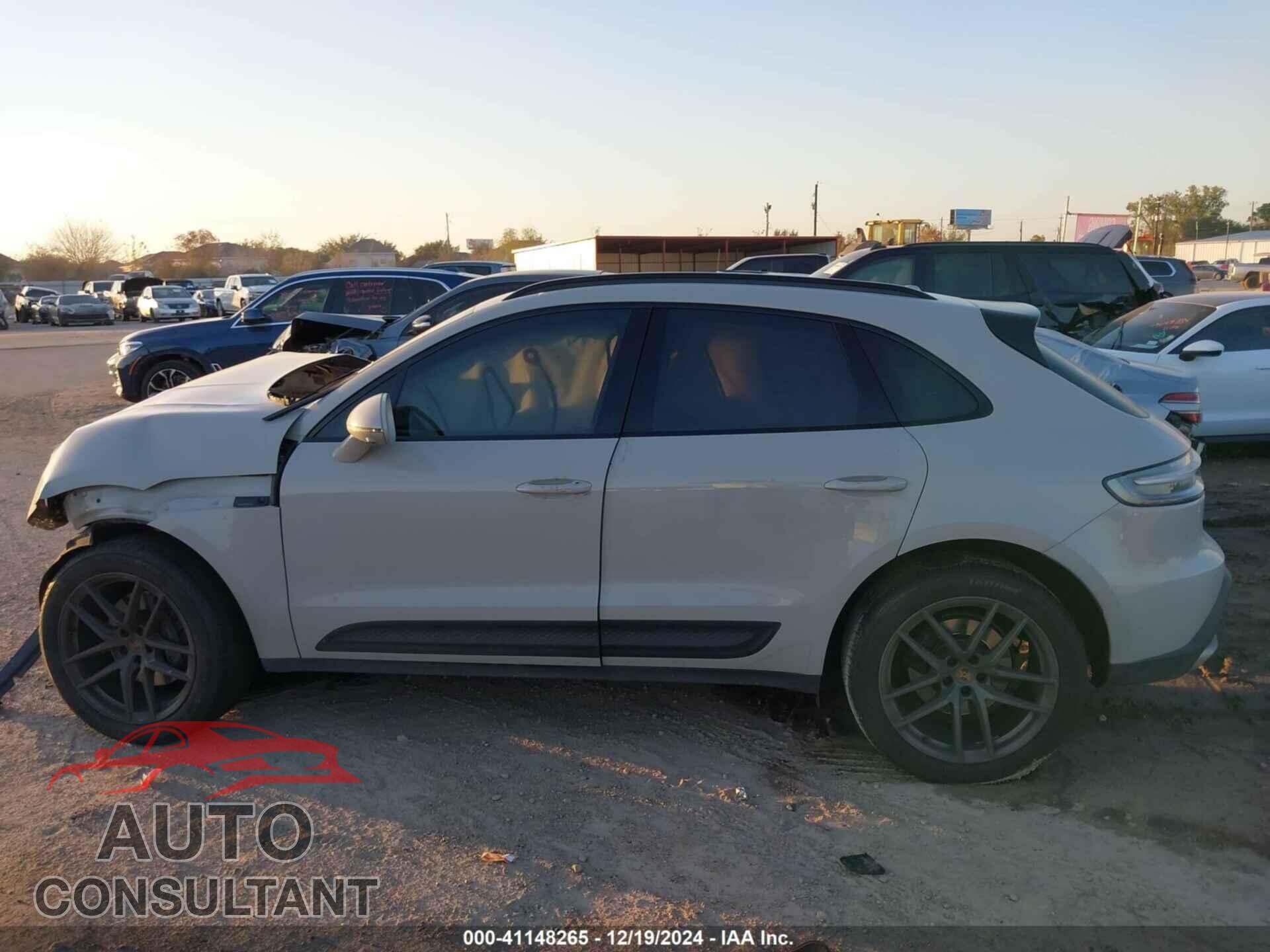 PORSCHE MACAN 2022 - WP1AA2A57NLB02097