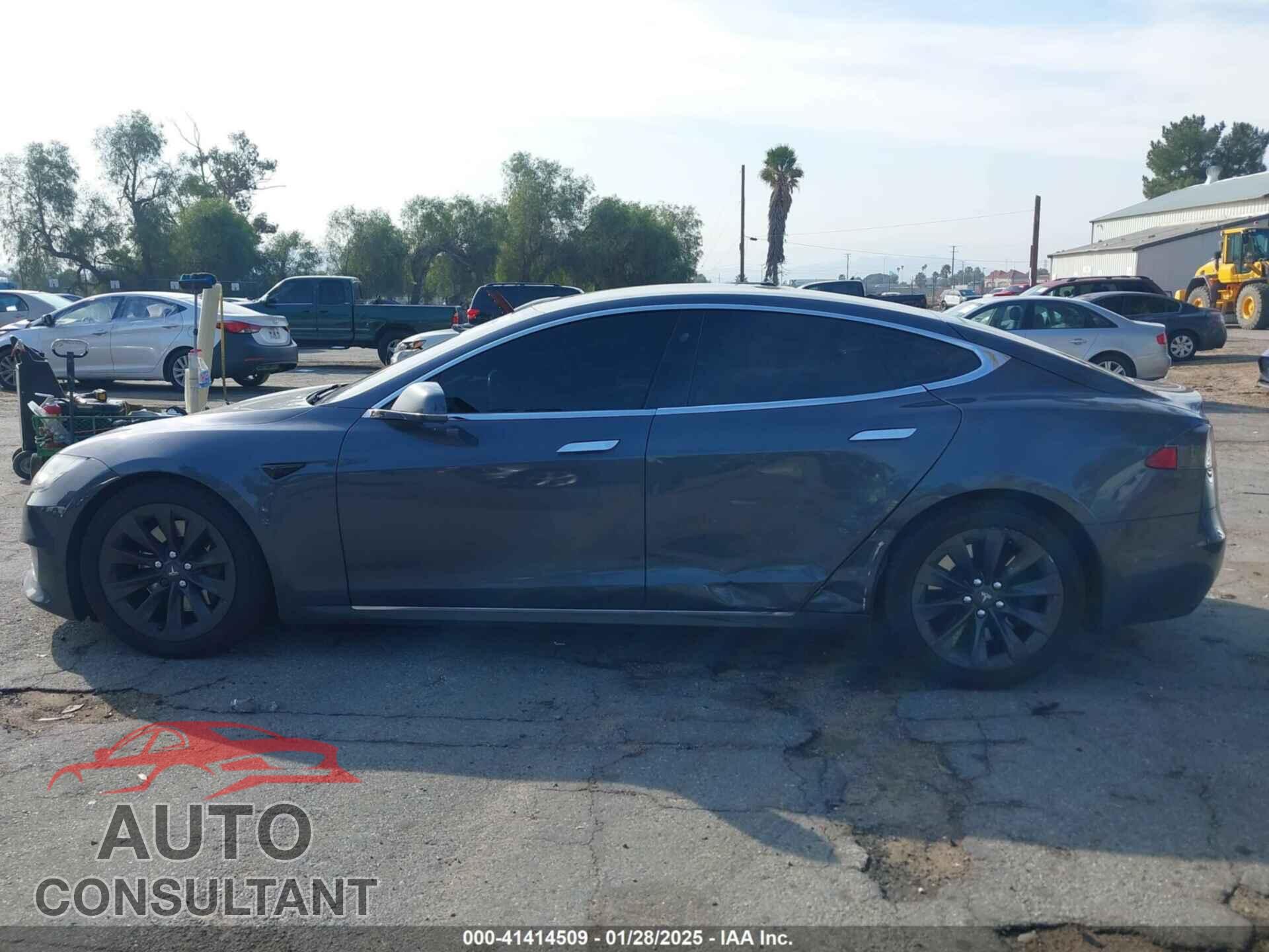 TESLA MODEL S 2017 - 5YJSA1E21HF192354