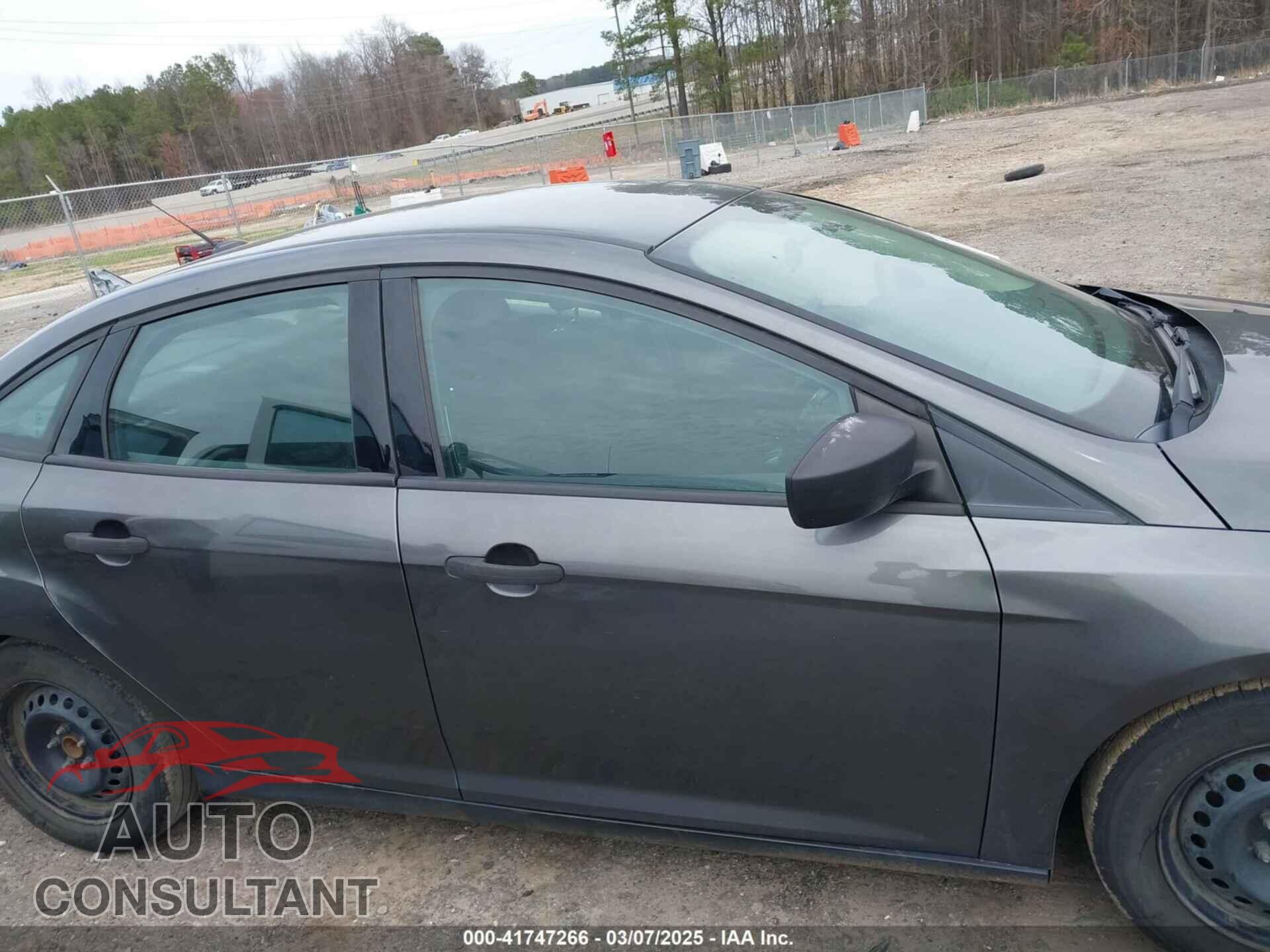 FORD FOCUS 2016 - 1FADP3E21GL249480