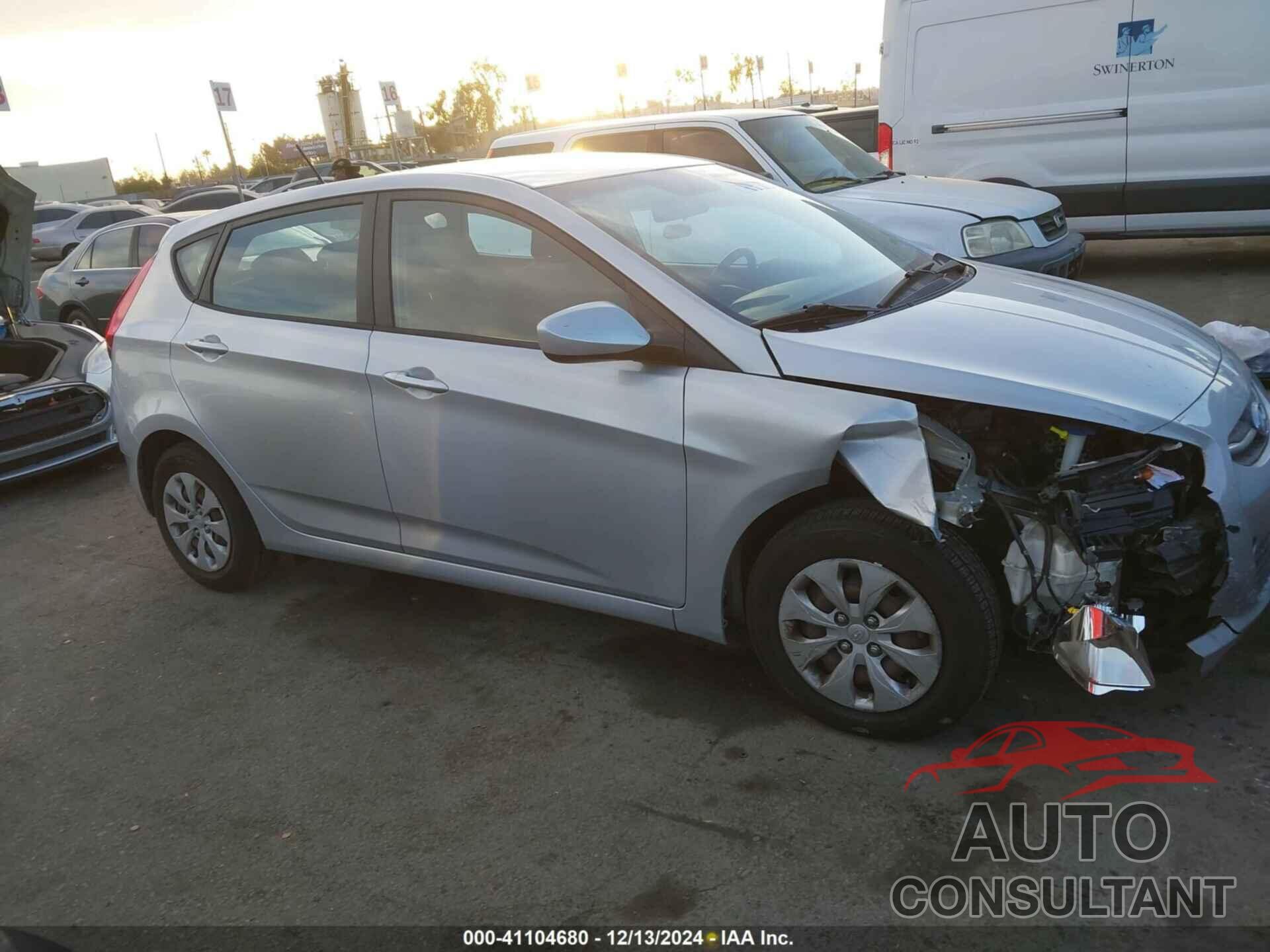 HYUNDAI ACCENT 2017 - KMHCT5AE3HU331652