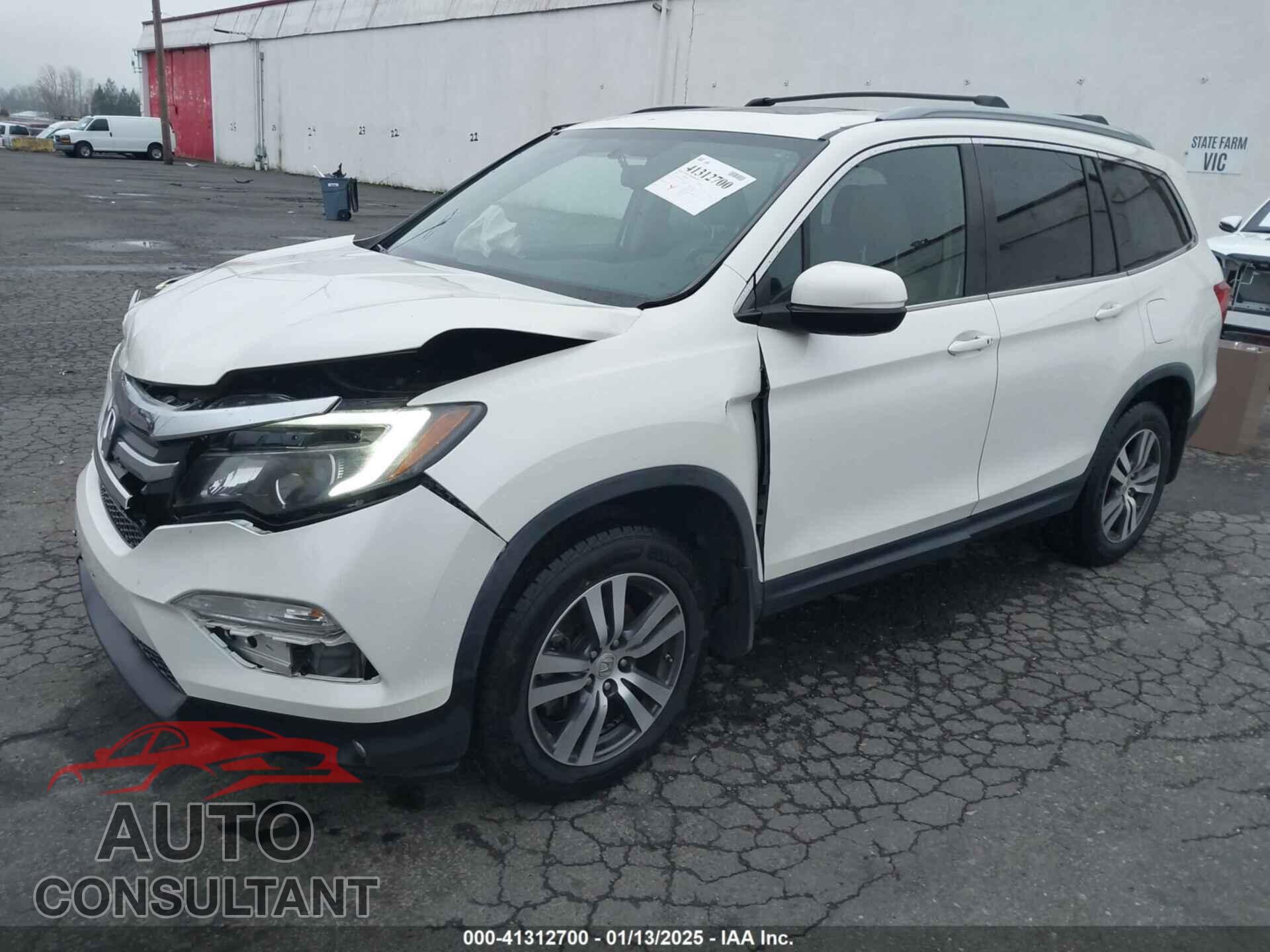 HONDA PILOT 2016 - 5FNYF6H78GB092265