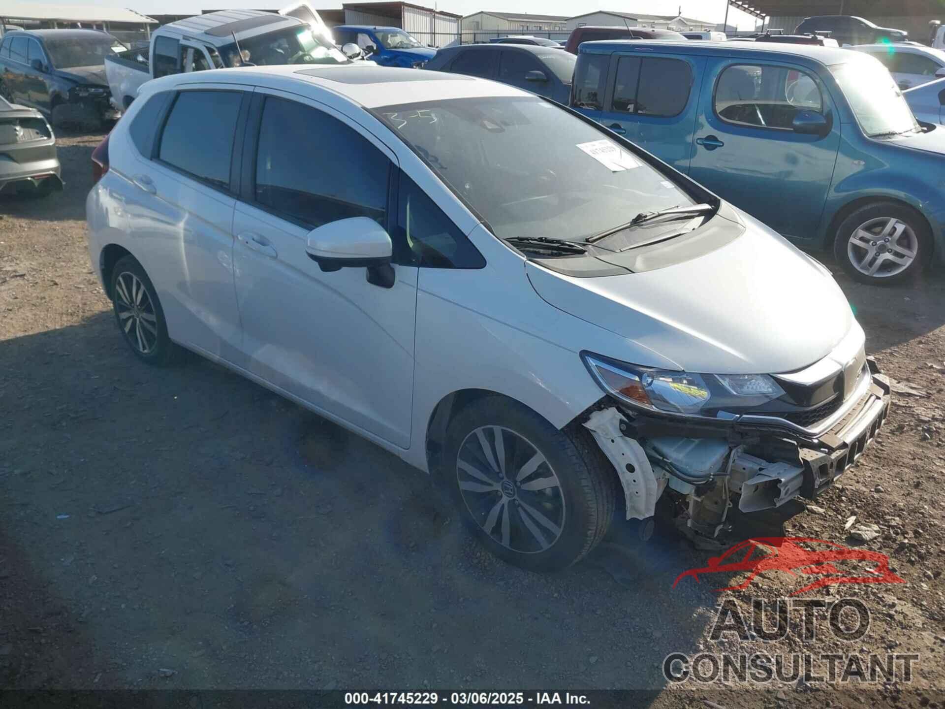 HONDA FIT 2018 - 3HGGK5H81JM714994