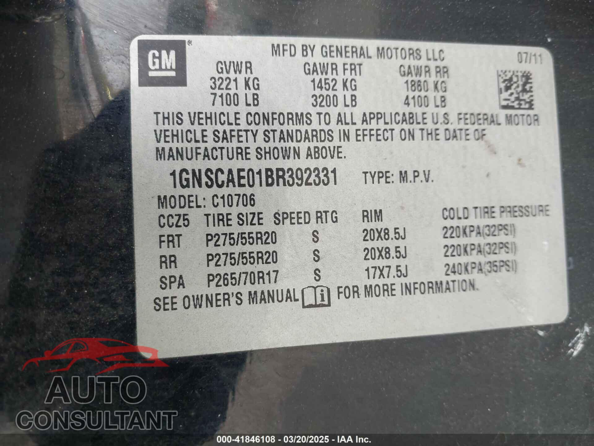CHEVROLET TAHOE 2011 - 1GNSCAE01BR392331