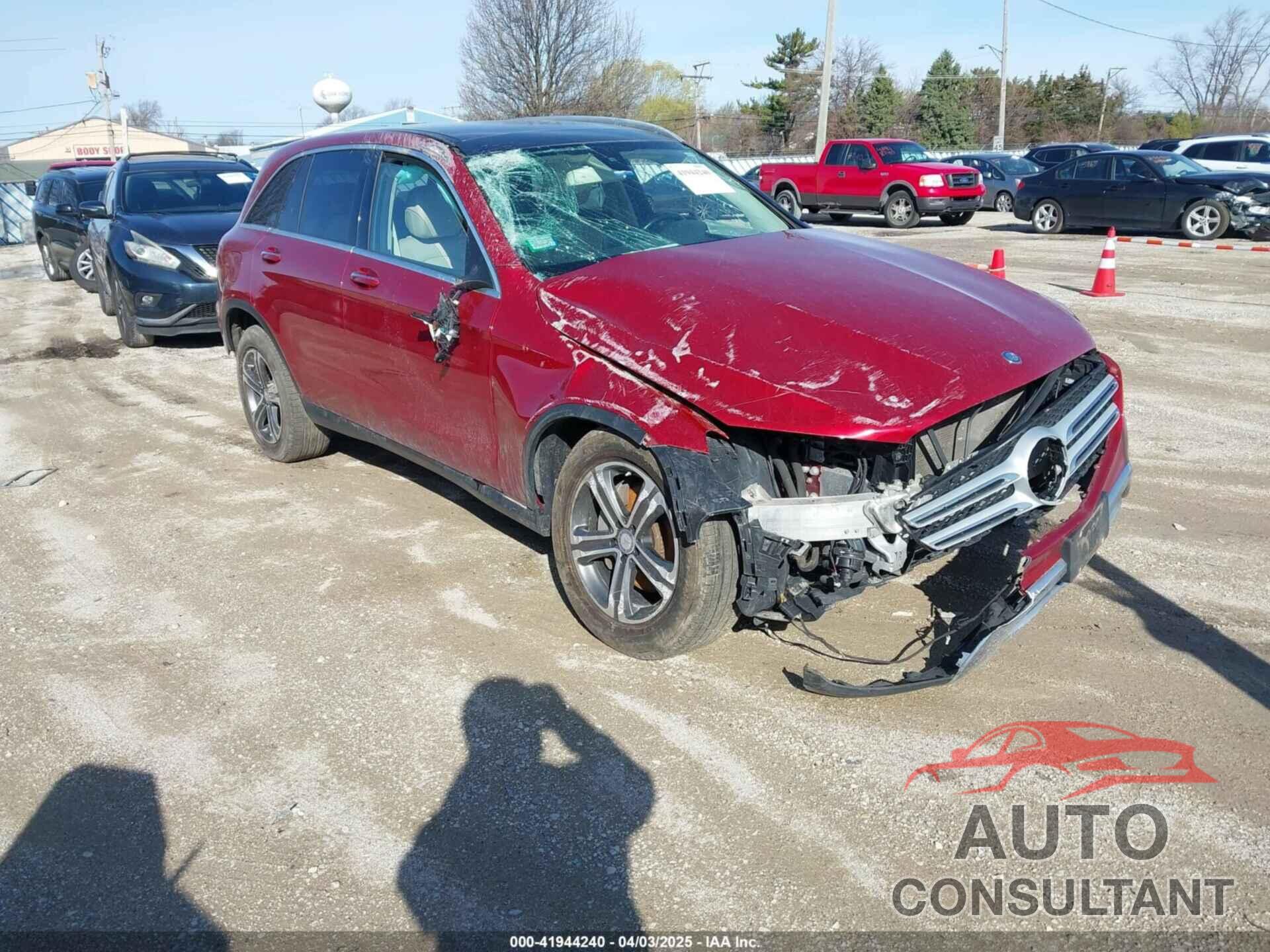 MERCEDES-BENZ GLC 300 2017 - WDC0G4KB5HF144051