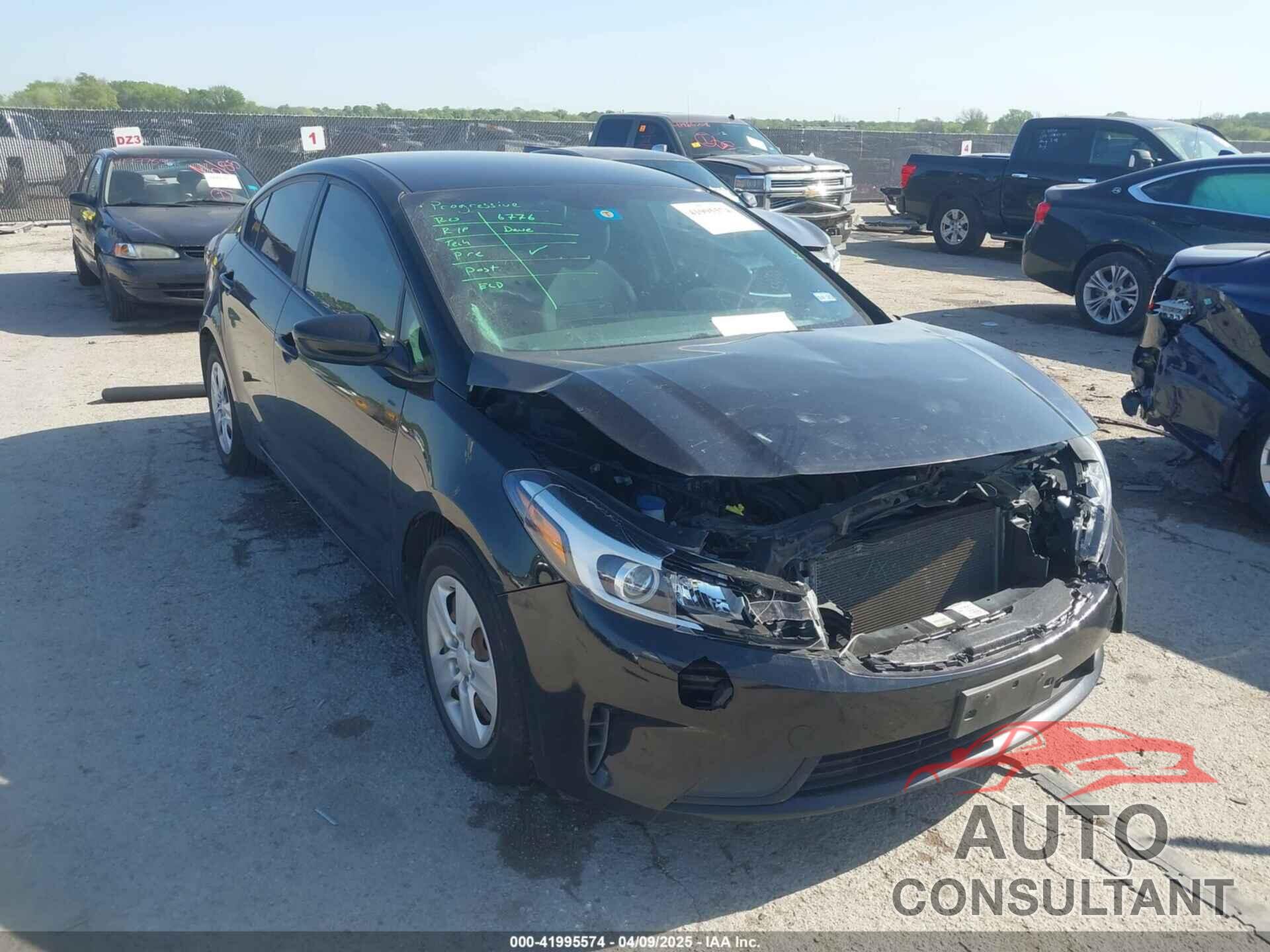 KIA FORTE 2017 - 3KPFL4A72HE118638