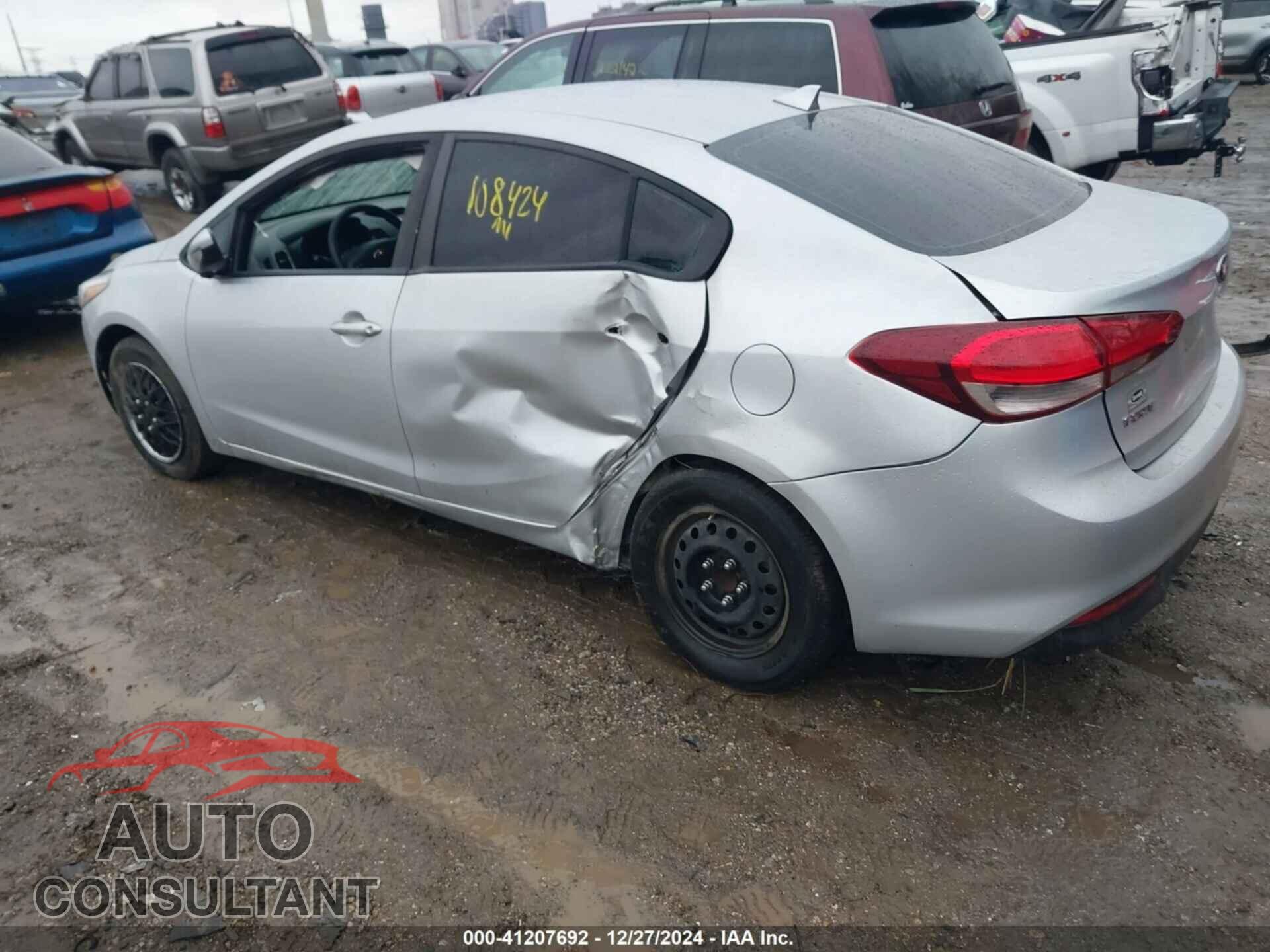 KIA FORTE 2017 - 3KPFL4A76HE093193