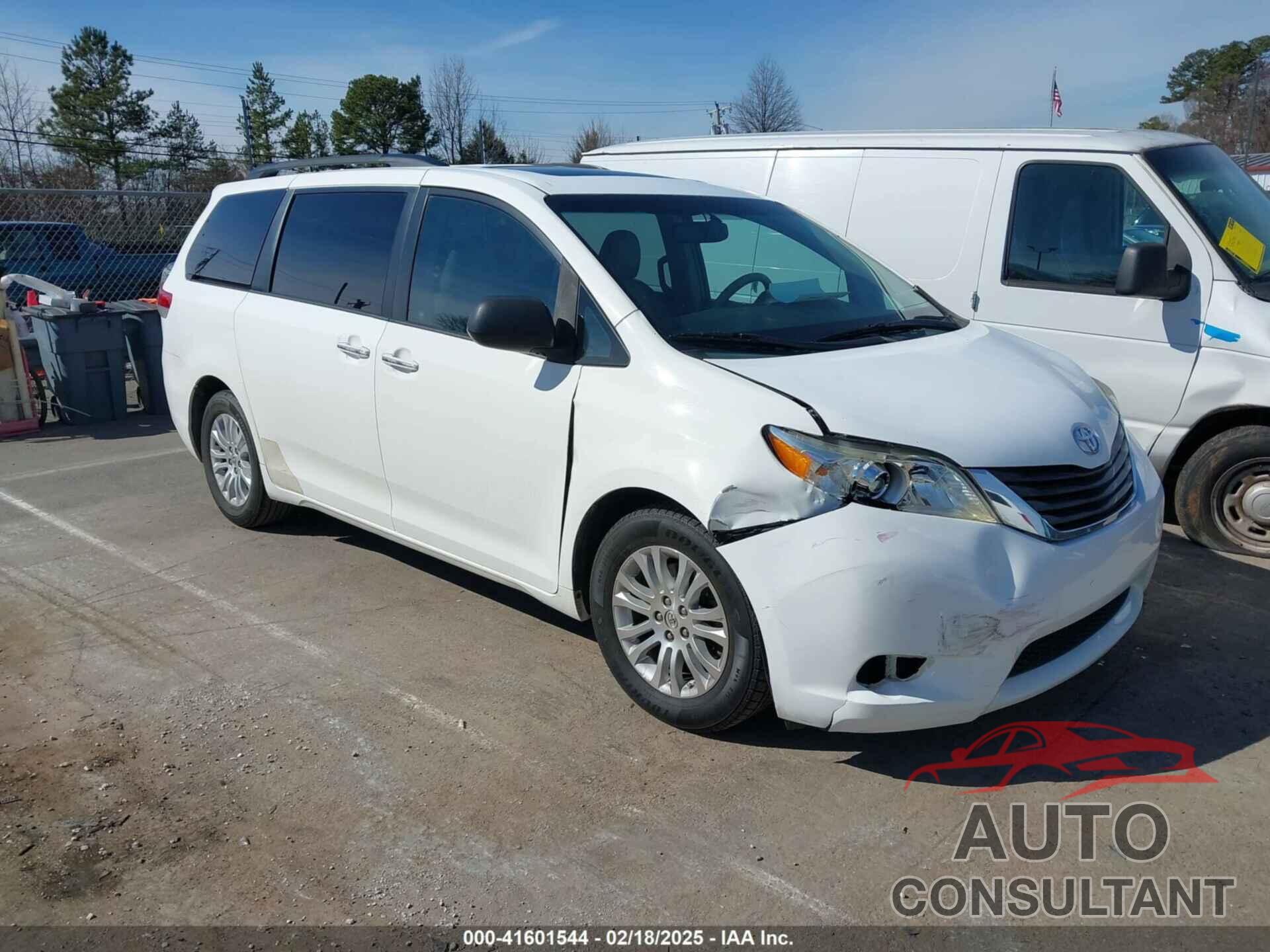 TOYOTA SIENNA 2011 - 5TDYK3DCXBS043733